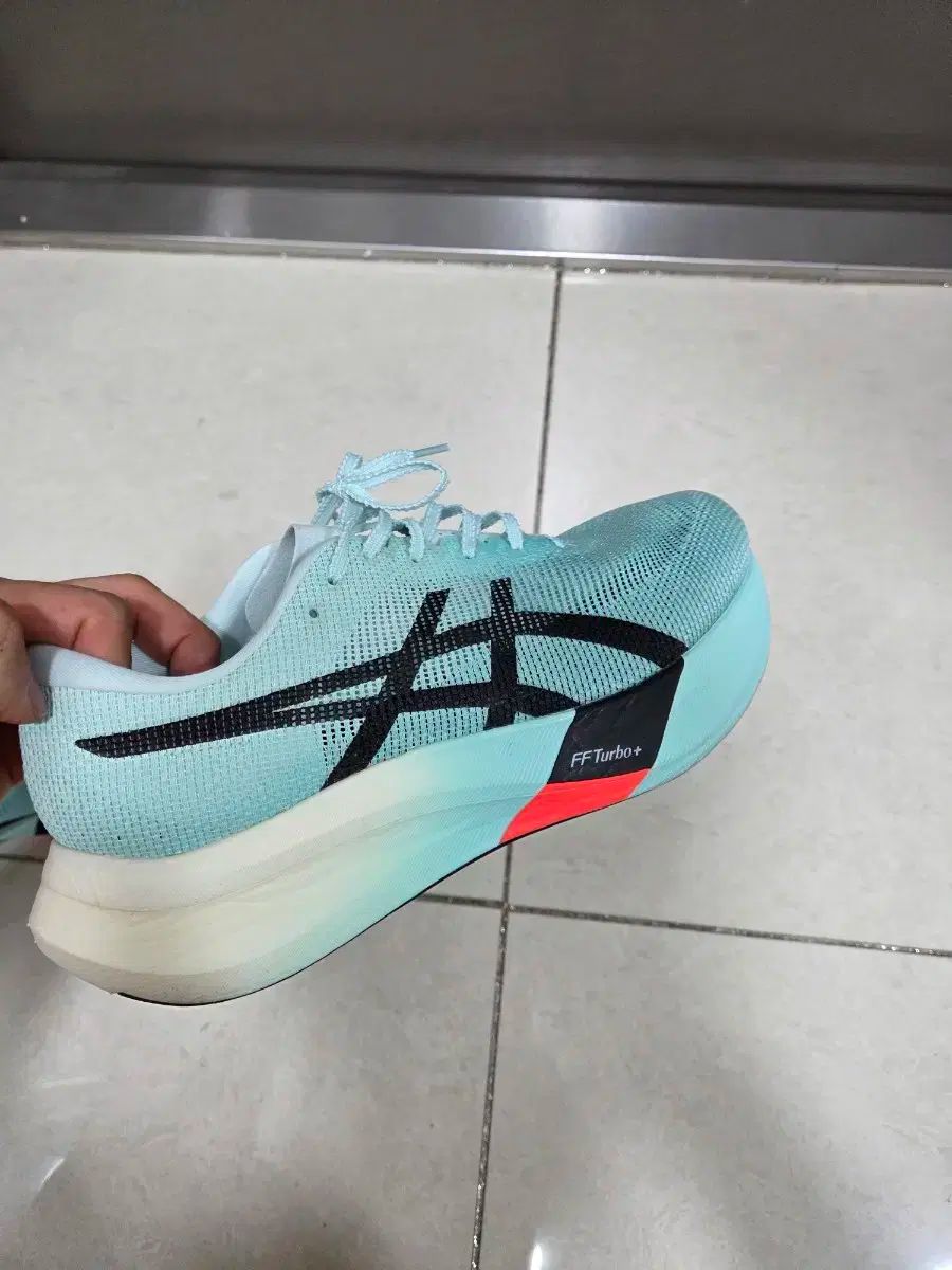 Asics アシックス メタスピード エッジパリ