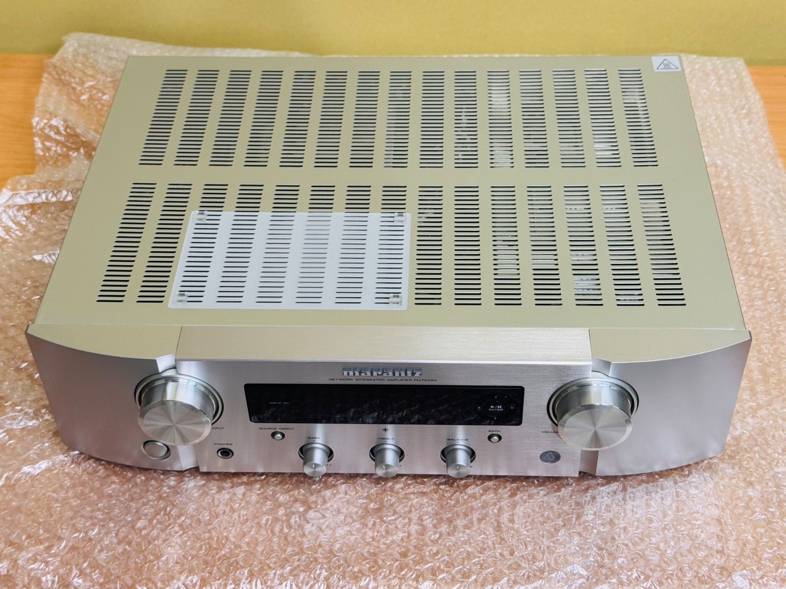 PM7000N（マランツ）・プリメインアンプ（超美品） PM7000N - ネットワークプリメインアンプ | Marantz - 日本