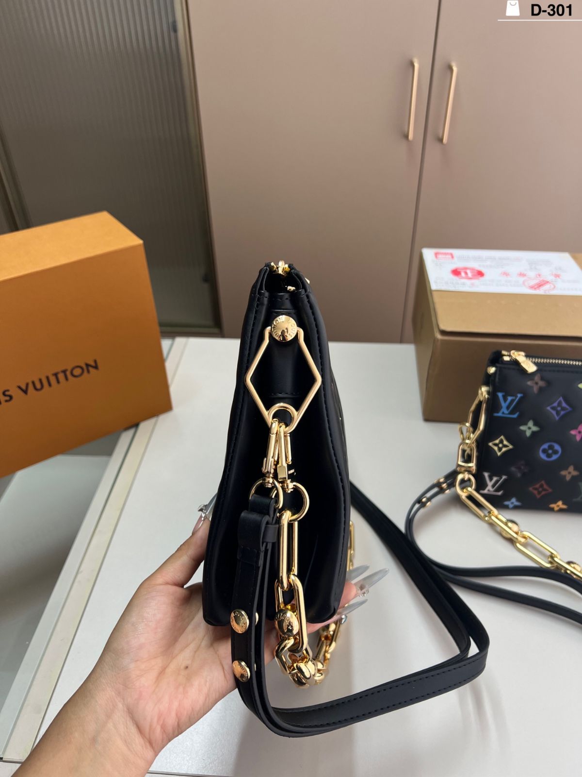 ストリートオルガン(田園詩) 籠バック❣️お値下げ❣️ 大きい💰p1800 LV前線が現れたばかりの抱き枕バッグCOUSSIN