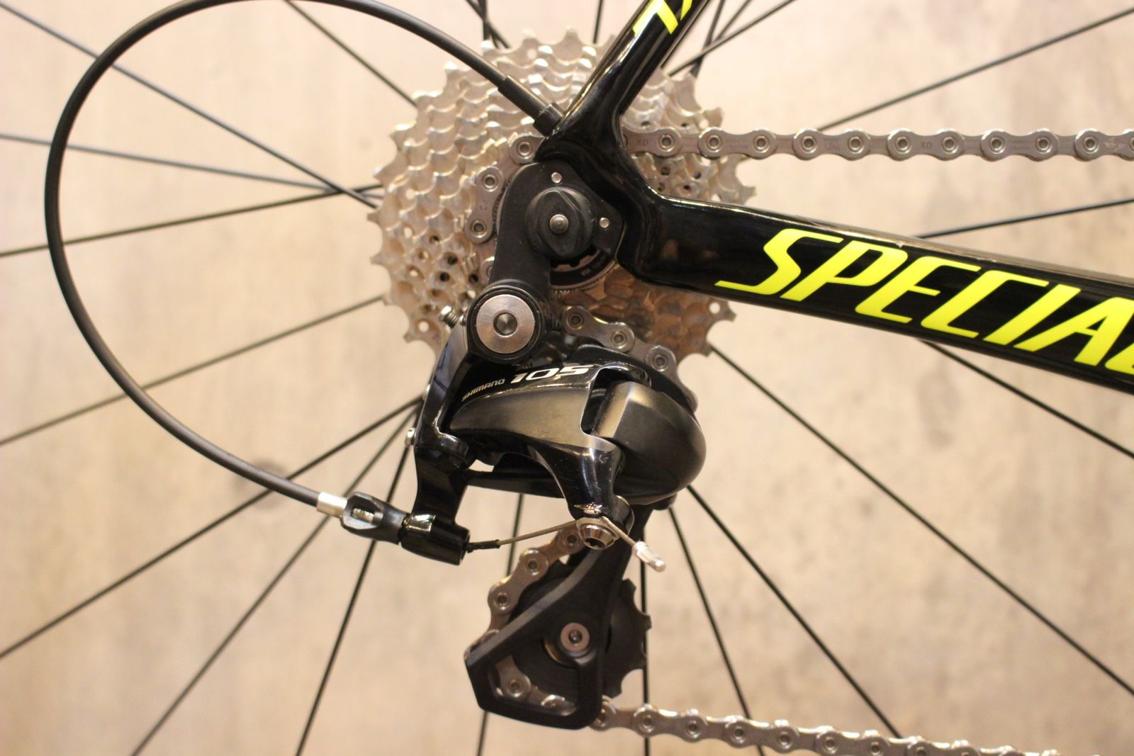 スペシャライズド SPECIALIZED ターマック TARMAC SL4 SPORT 2017 56サイズ シマノ 105 5800 MIX 11S カーボン ロードバイク 名古屋店 BRIGHTFACE_UK