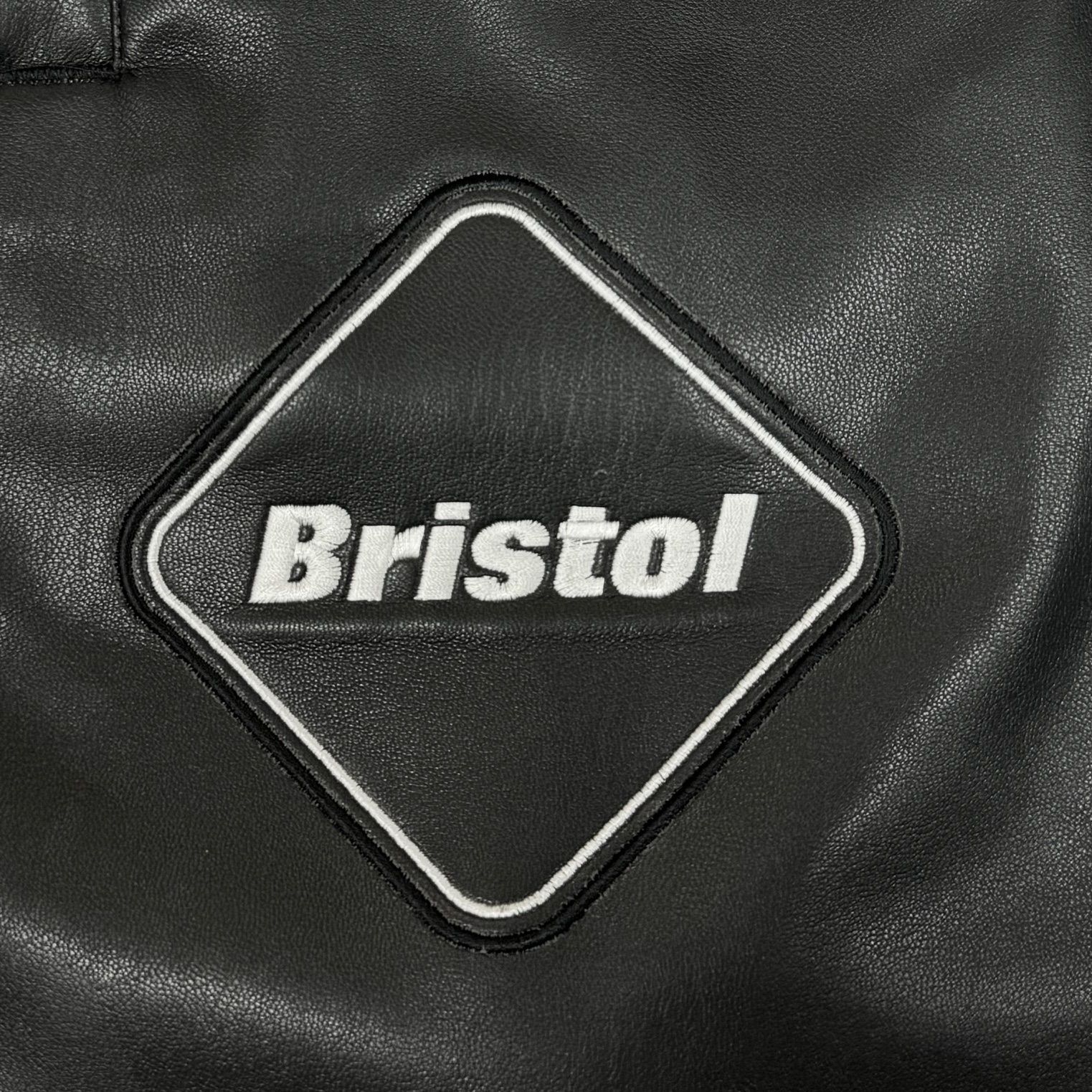 F.C.Real Bristol 23SS FAKE LEATHER PANTS フェイクレザー パンツ