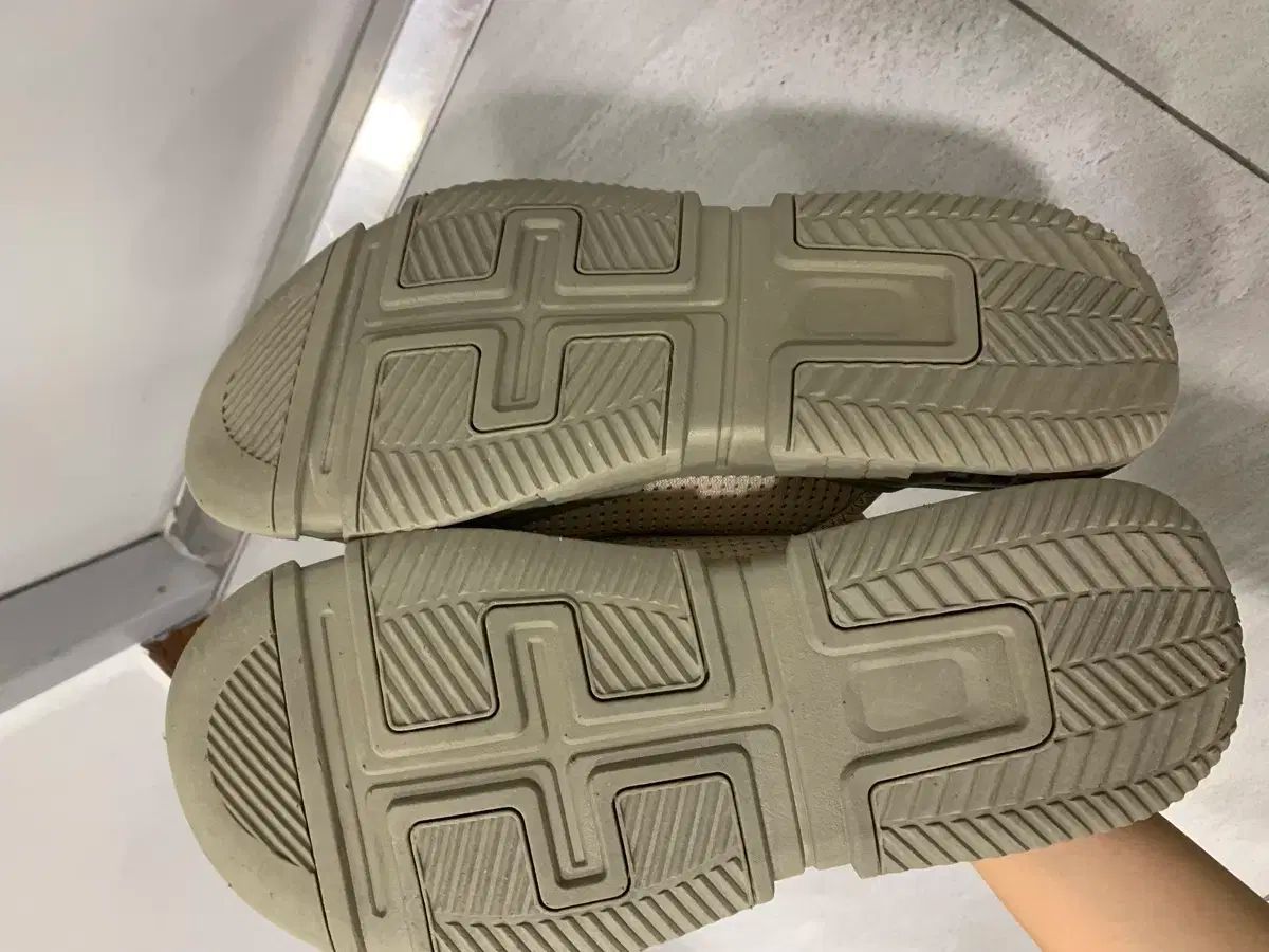 ブローチ 掛井五郎 かけいごろう 青山短大創立30周年記念 銀製