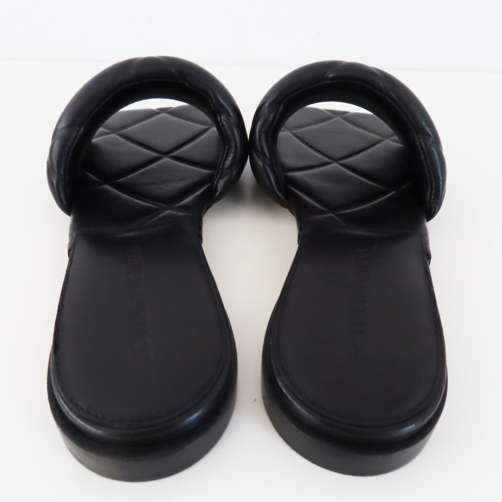 K10 極美品 BOTTEGA VENETA ボッテガヴェネタ キルティングレザー  