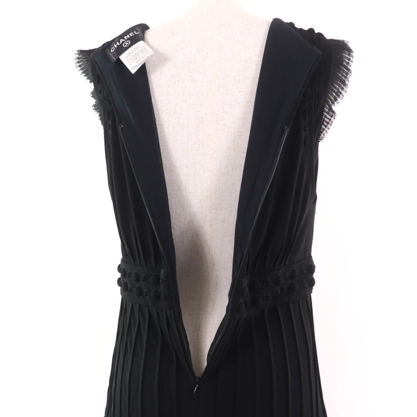 極美品☆CHANEL シャネル ヴィンテージ 07A P31259W03945 Little Black Dress リトルブラック シルク使い ココマーク ワンピース 黒　40 極美品☆CHANEL シャネル ヴィンテージ 07A P31259W03945 Little Black