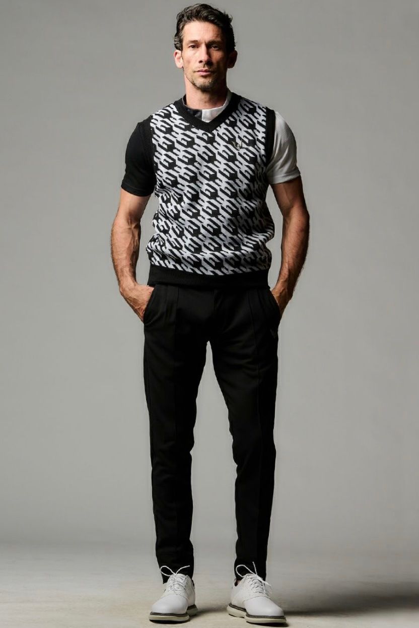 【未使用品】1PIU1UGUALE3 GOLF×戸賀敬城ウィンドブレーカー3 未使用品】1PIU1UGUALE3 GOLF×戸賀敬城ウィンドブレーカー3 未使用