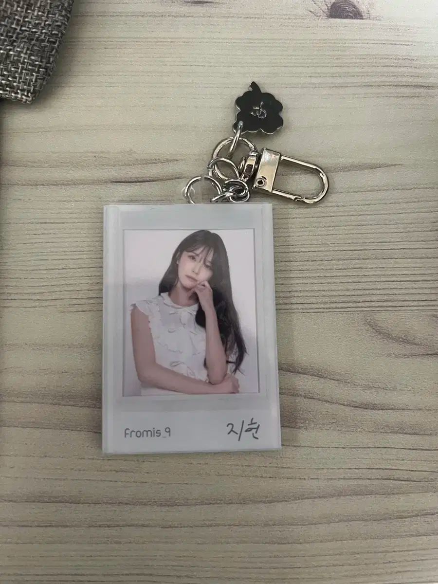fromis_9(プロミスナイン・プミナ) 夏から 写真展 ペク・ジホン