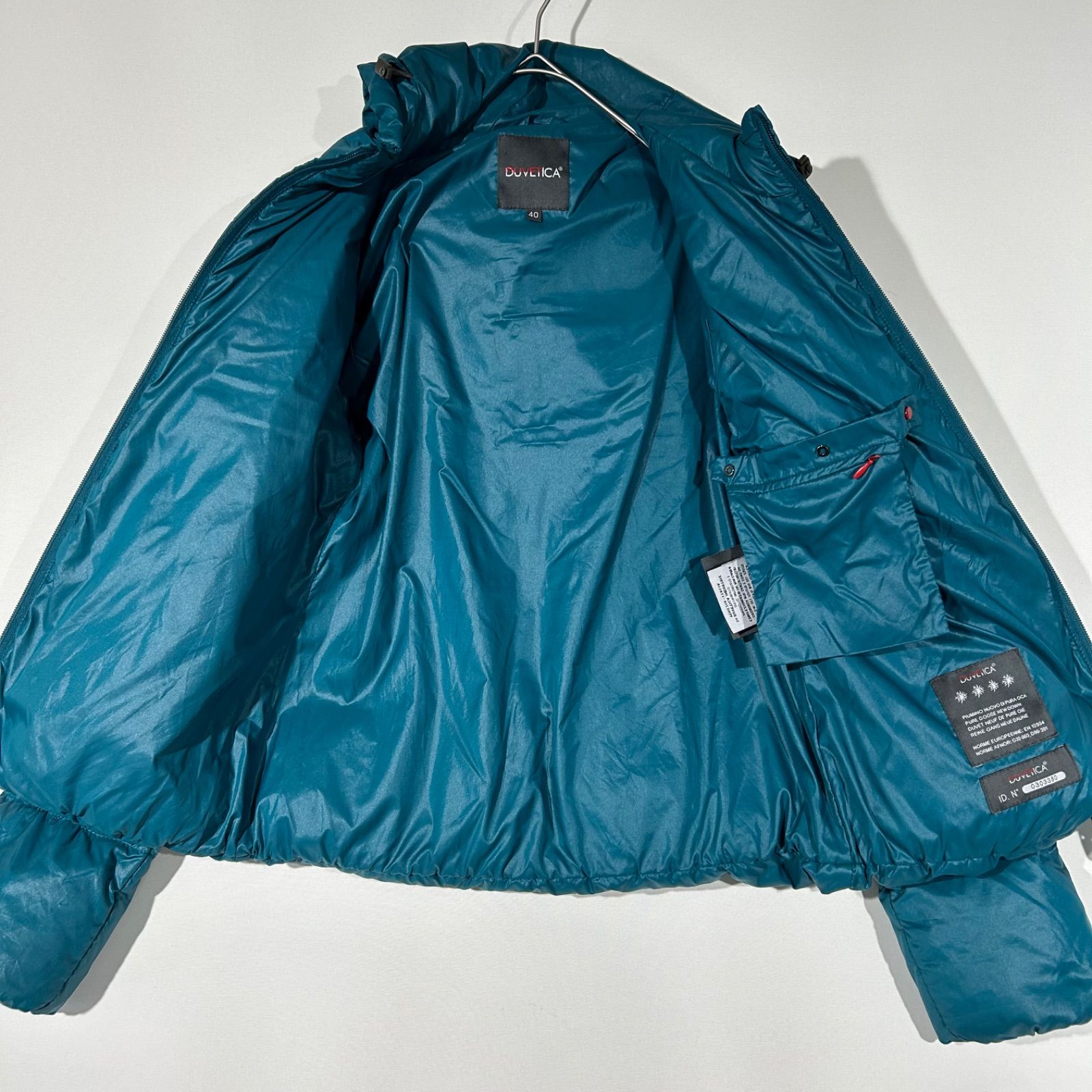 デュベティカ DUVETICA Adhara D.030.04.MFN-1001R ダウンジャケット