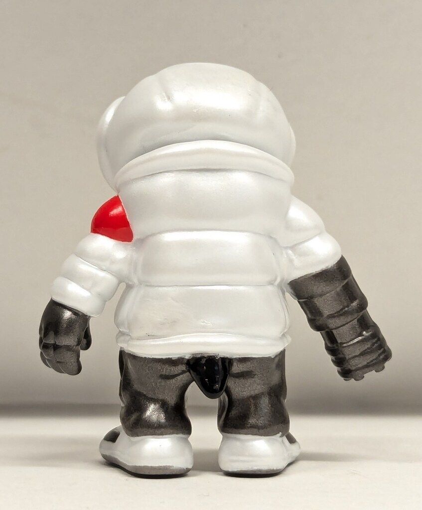 MEDICOMTOY VAG SPECIAL GYAROMI オイドキラー 白 - メルカリ
