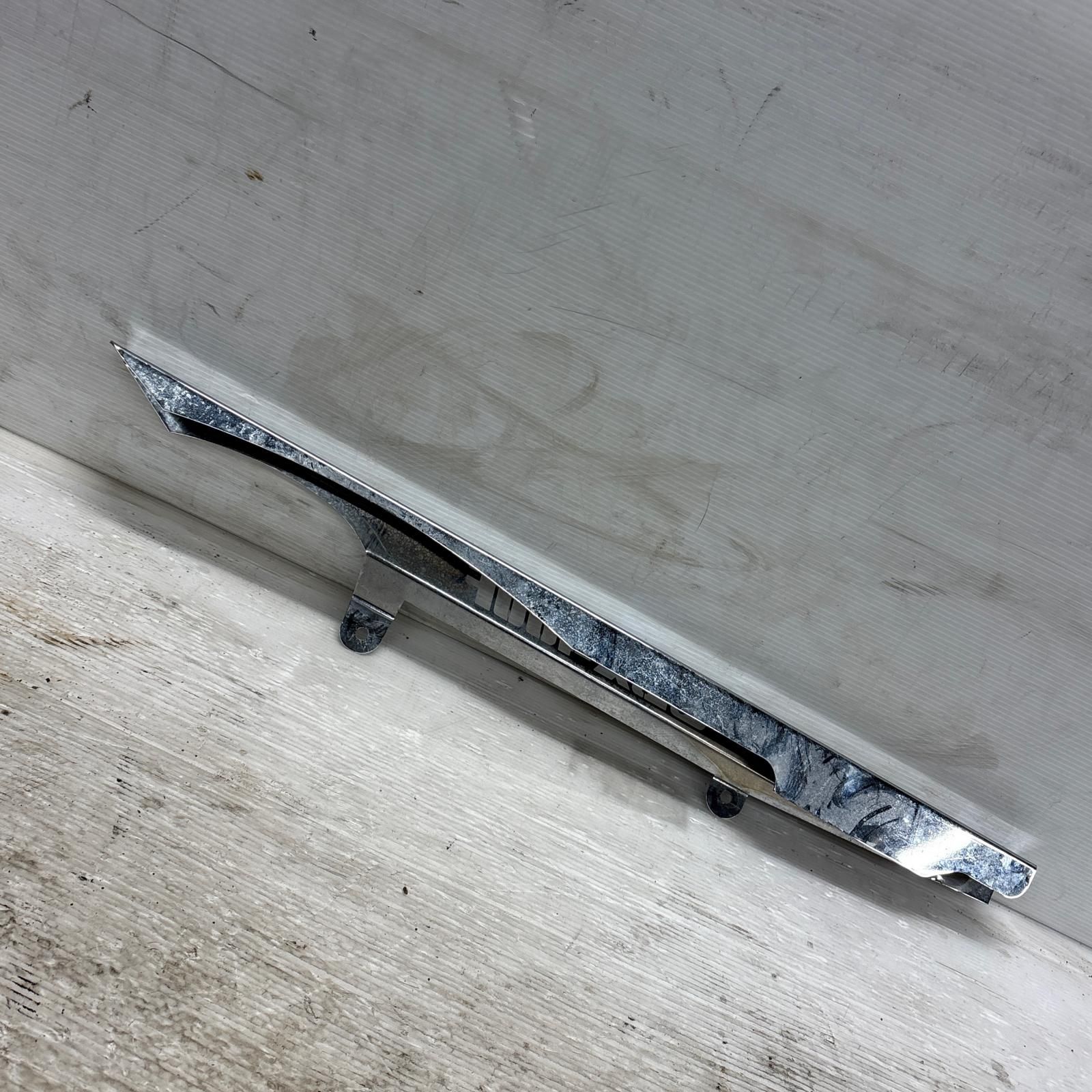 ロゴ入りメッキチェーンケース ホンダ