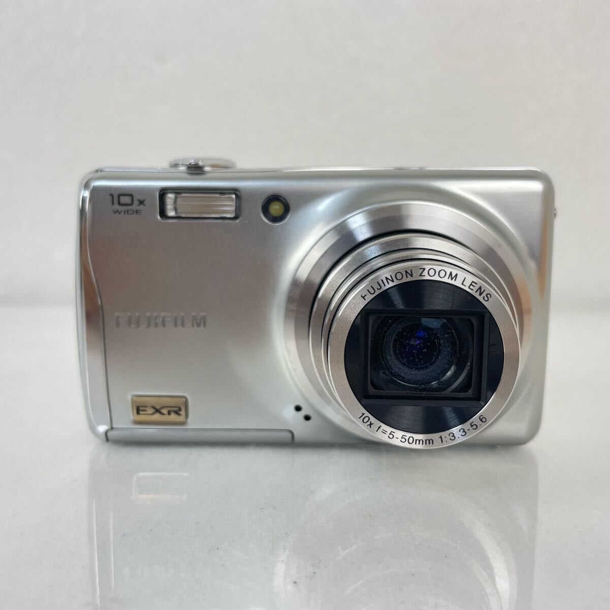 外観美品/動作品】 FUJIFILM FINEPIX F70 EXR シルバー フジ