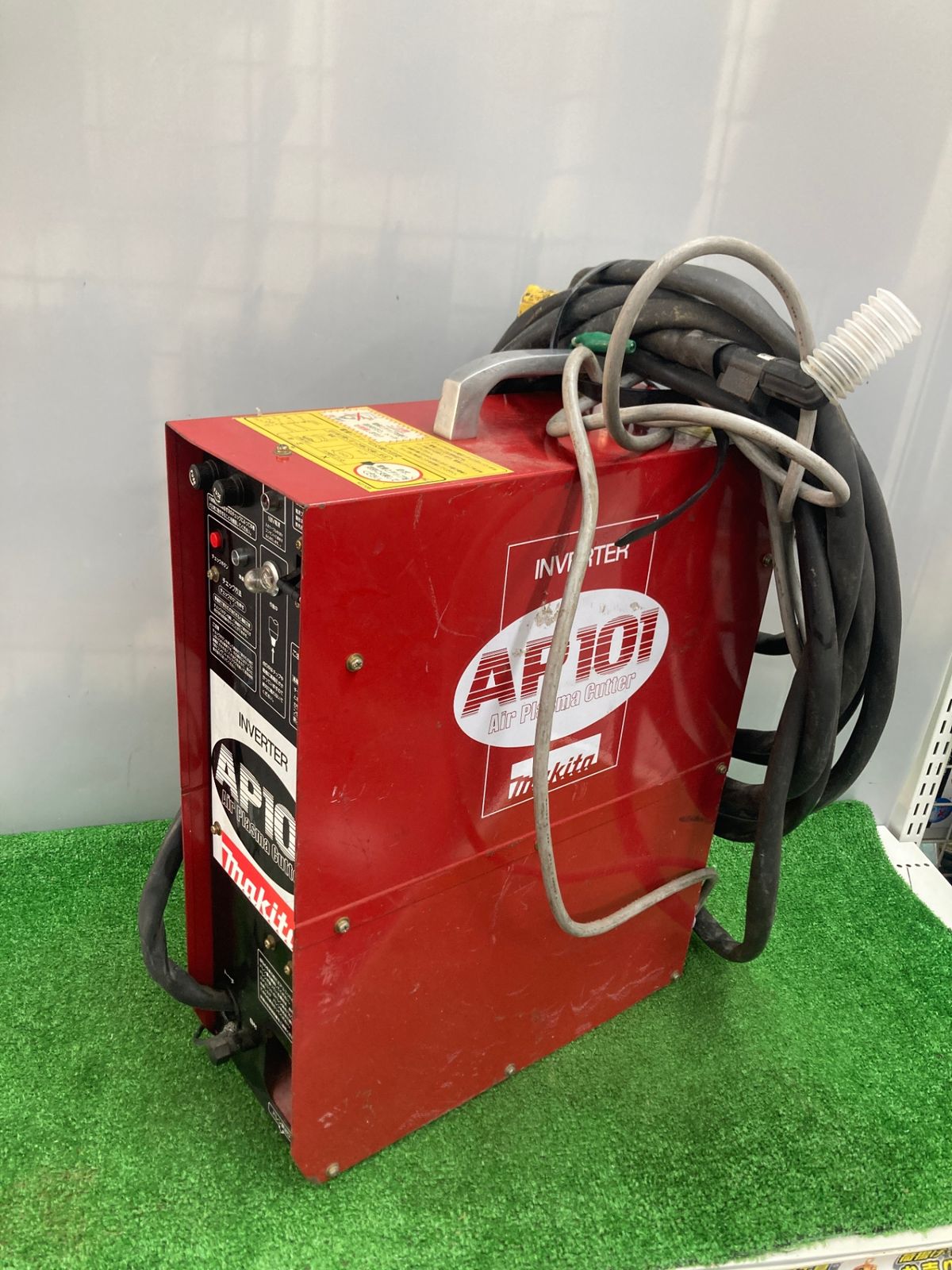 引取限定】【中古品】【0922】makita エアプラズマ切断機 AP101 引取限定】【中古品】【0922】makita エアプラズマ切断機 AP101