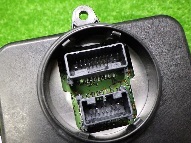 トヨタ MXUA80/85 ハリアー 純正 ヘッドライト LEDコンピューター