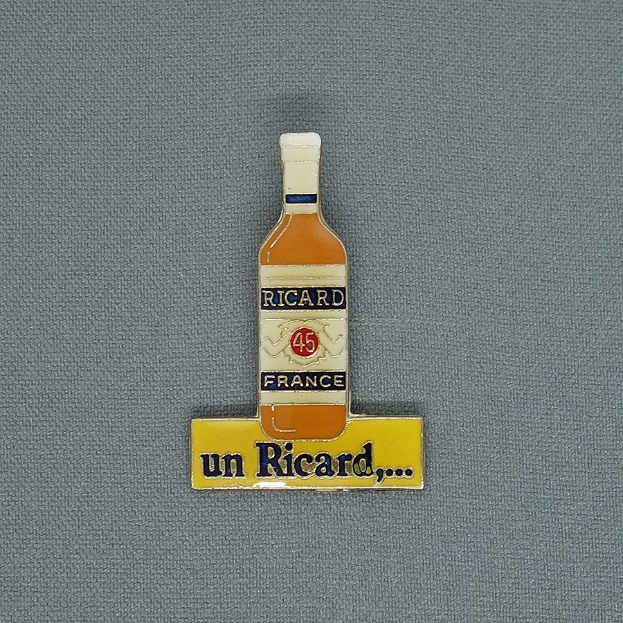 お酒 RICARD ピンズ レトロ ピンバッジ フランス ピンバッチ
