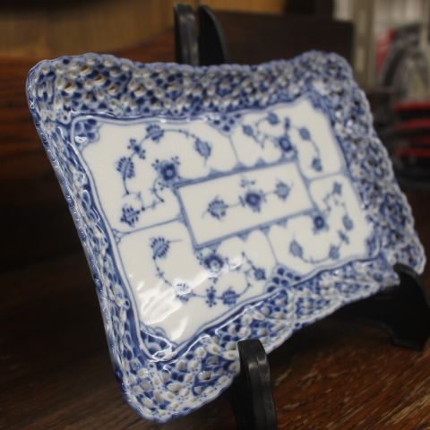 ロイヤルコペンハーゲンブルーフルーテッドダブルレーススクエアプレート