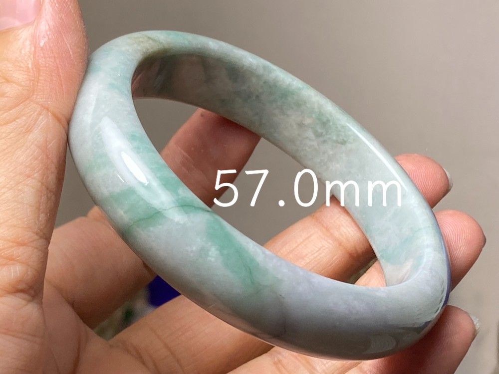 BG9-37 訳あり処分品 57.0mm グレー緑 ミャンマー産 A貨 本翡翠