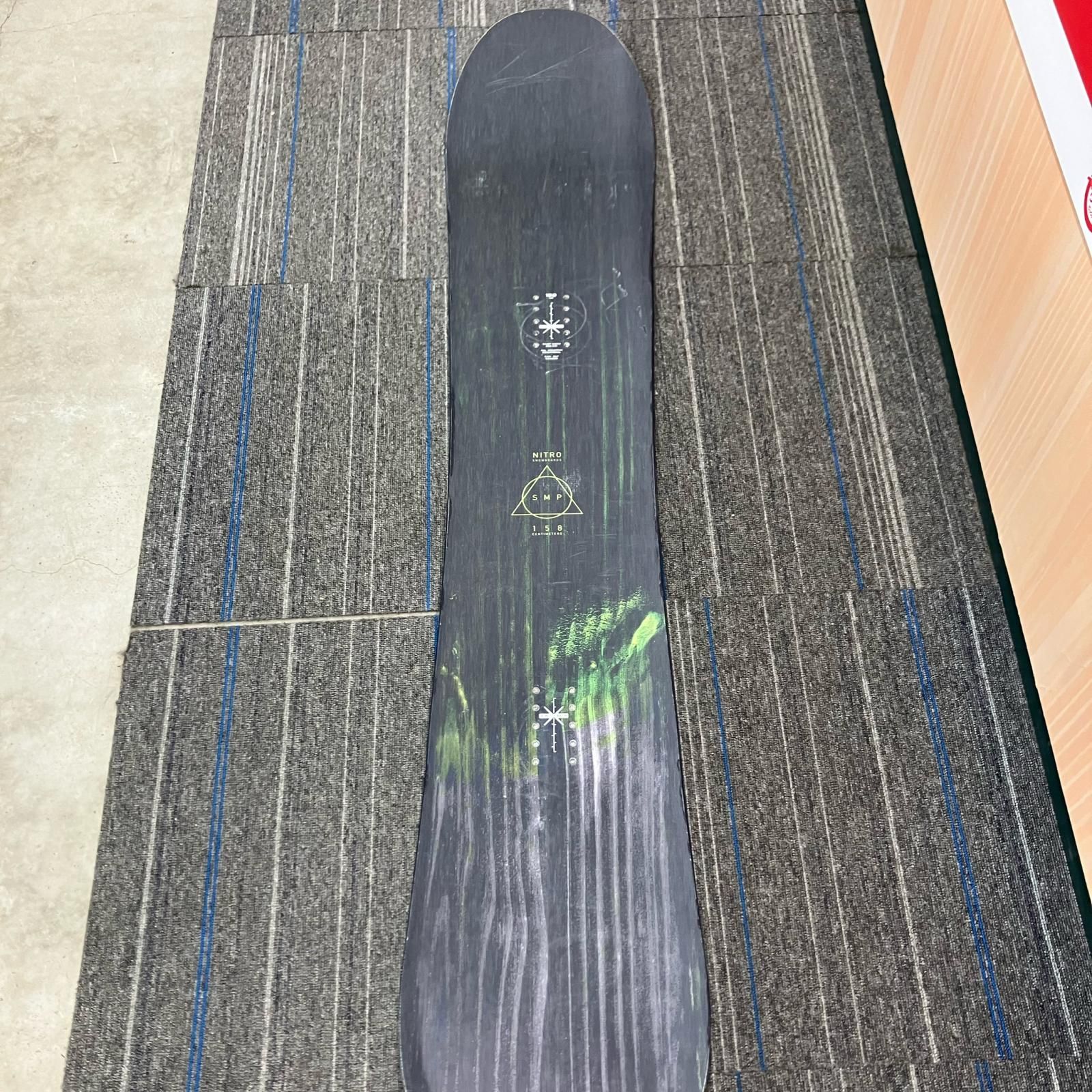 スノーボード NITRO ダークグリーン