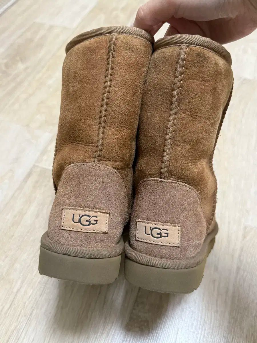 ムートンブーツ