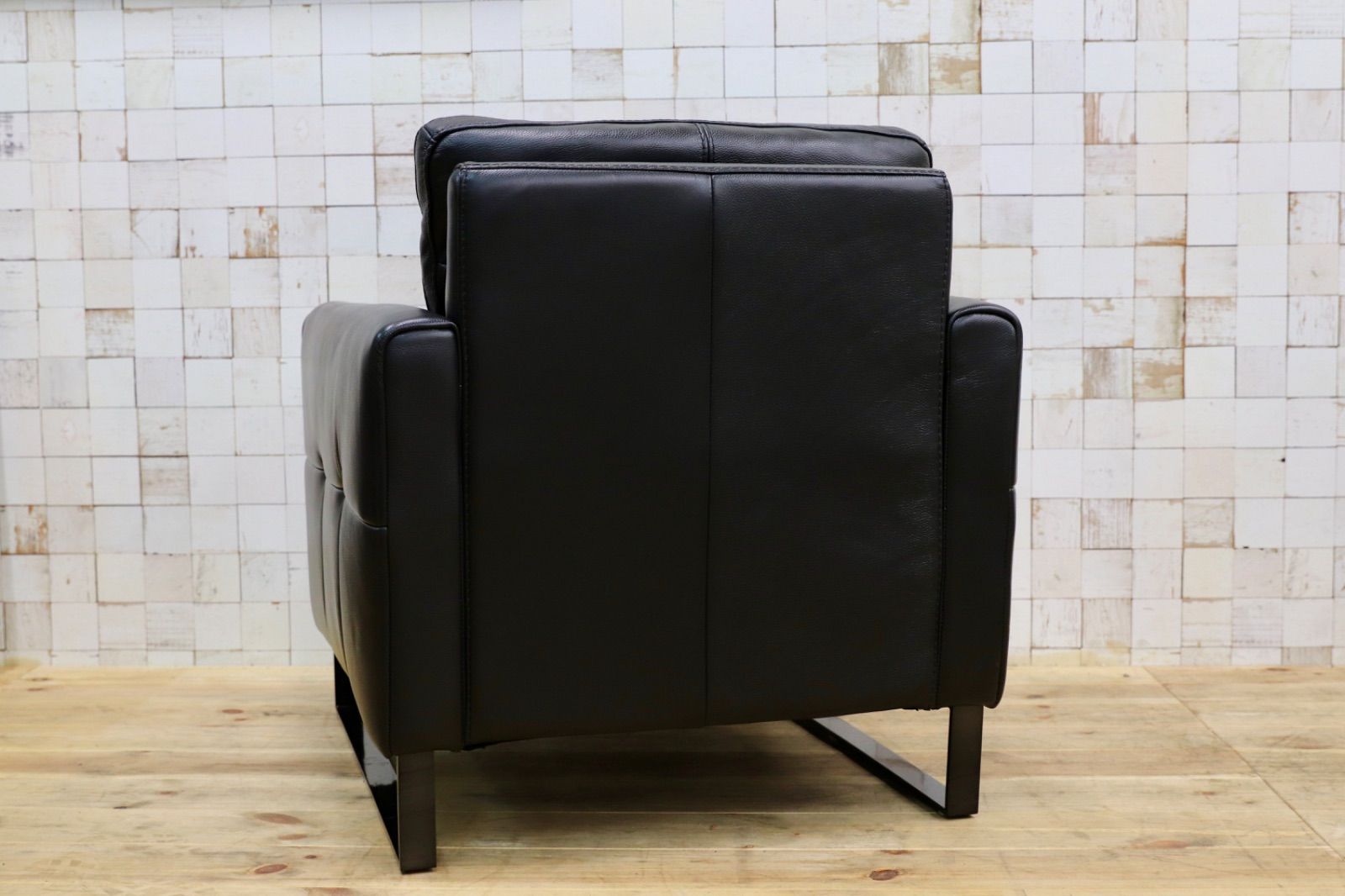 J-023Cブラック色