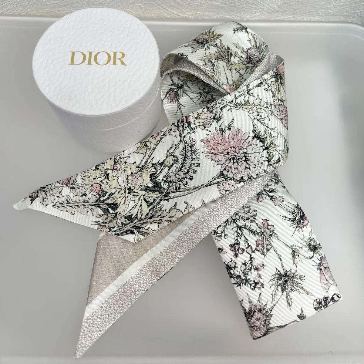 Dior ディオール ミッツァスカーフ　Floral Garden モチーフ Dior ディオール ミッツァスカーフ Floral Garden モチーフ