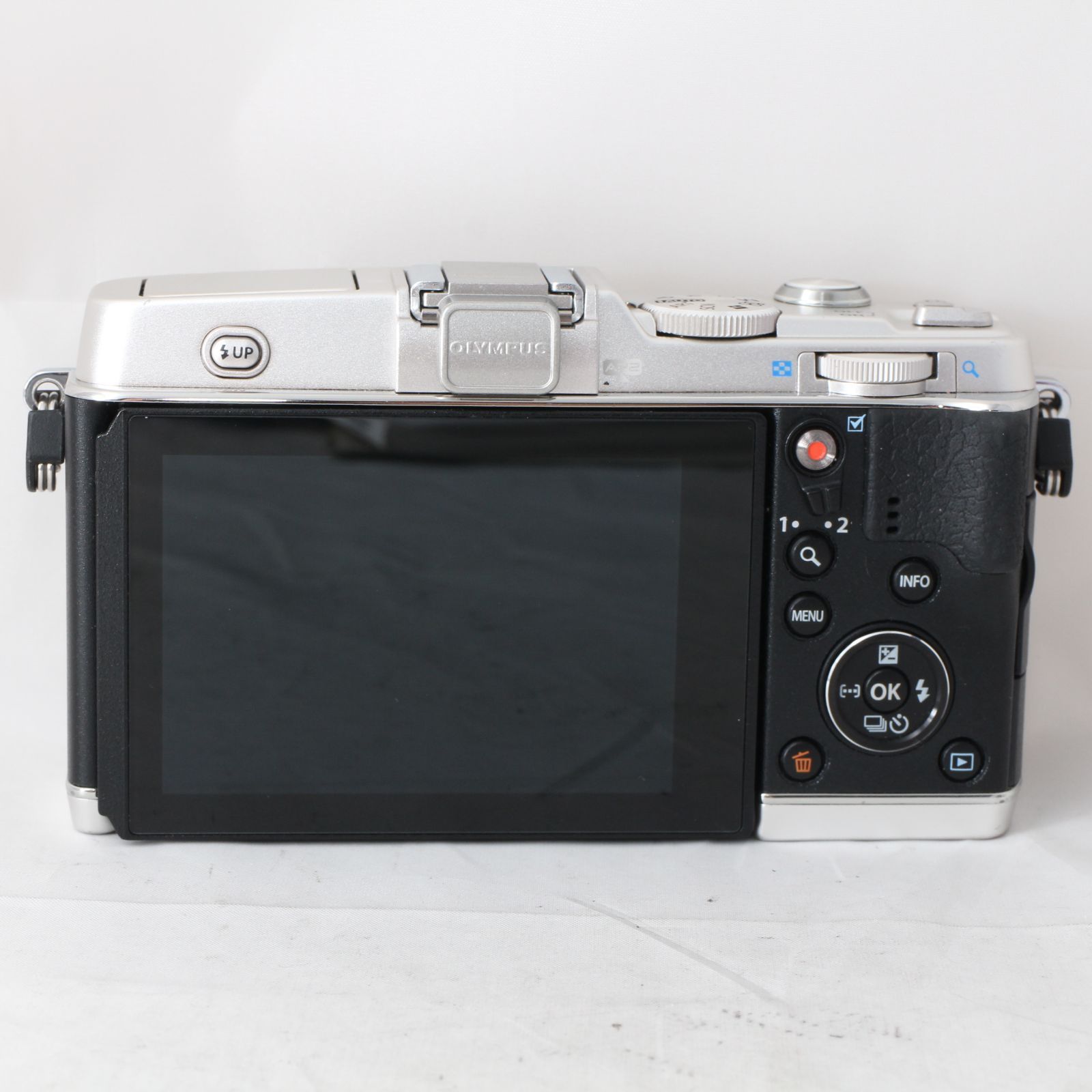 ☆美品・ショット数3566☆ OLYMPUS PEN E-P5 PREMIUM MODEL ボディ プレミアムモデル シルバー E-P5 BODY  SLV ミラーレス一眼 #2810 - メルカリ