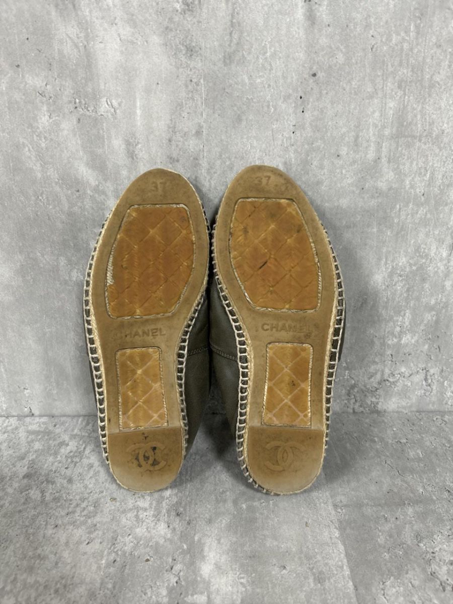 CHANEL エスパドリーユ カーキ 37 CHANEL エスパドリーユ カーキ 37