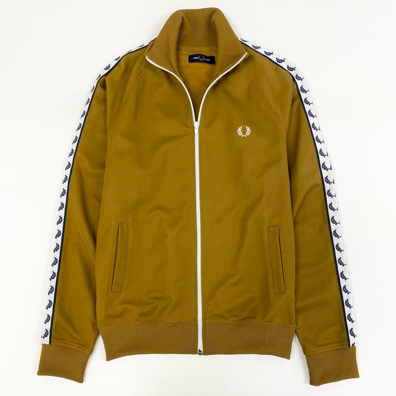 68g24 FRED PERRY フレッドペリー サイドライン トラック