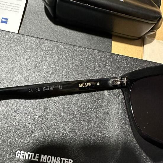 GENTLE MONSTER MUSEE 01 ジェントルモンスター サングラス