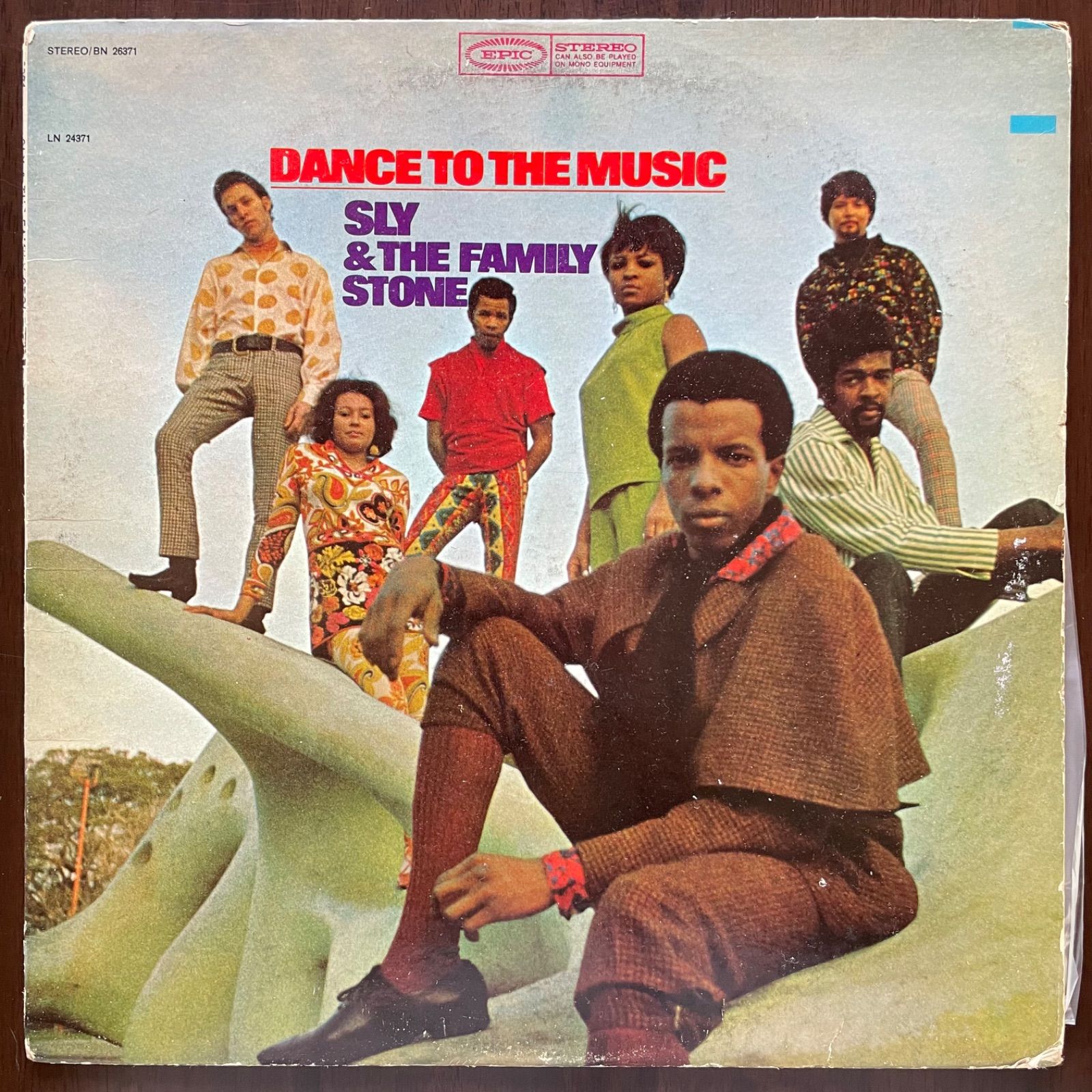 SLY u0026 THE FAMILY STONE / DANCE TO THE MUSIC - メルカリ