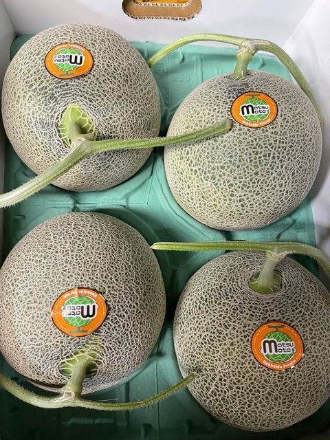 最高級富良野メロン 秀品 特大玉4玉入り(8キロ箱) ふらのメロン 最高級富良野メロン 秀品 特大玉4玉入り(8キロ箱) ふらのメロン