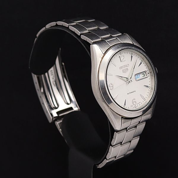 セイコー AT/自動巻 7S26-0440 セイコー5 白文字盤 デイデイト 裏スケ ラウンド メンズ腕時計 IKE - メルカリ