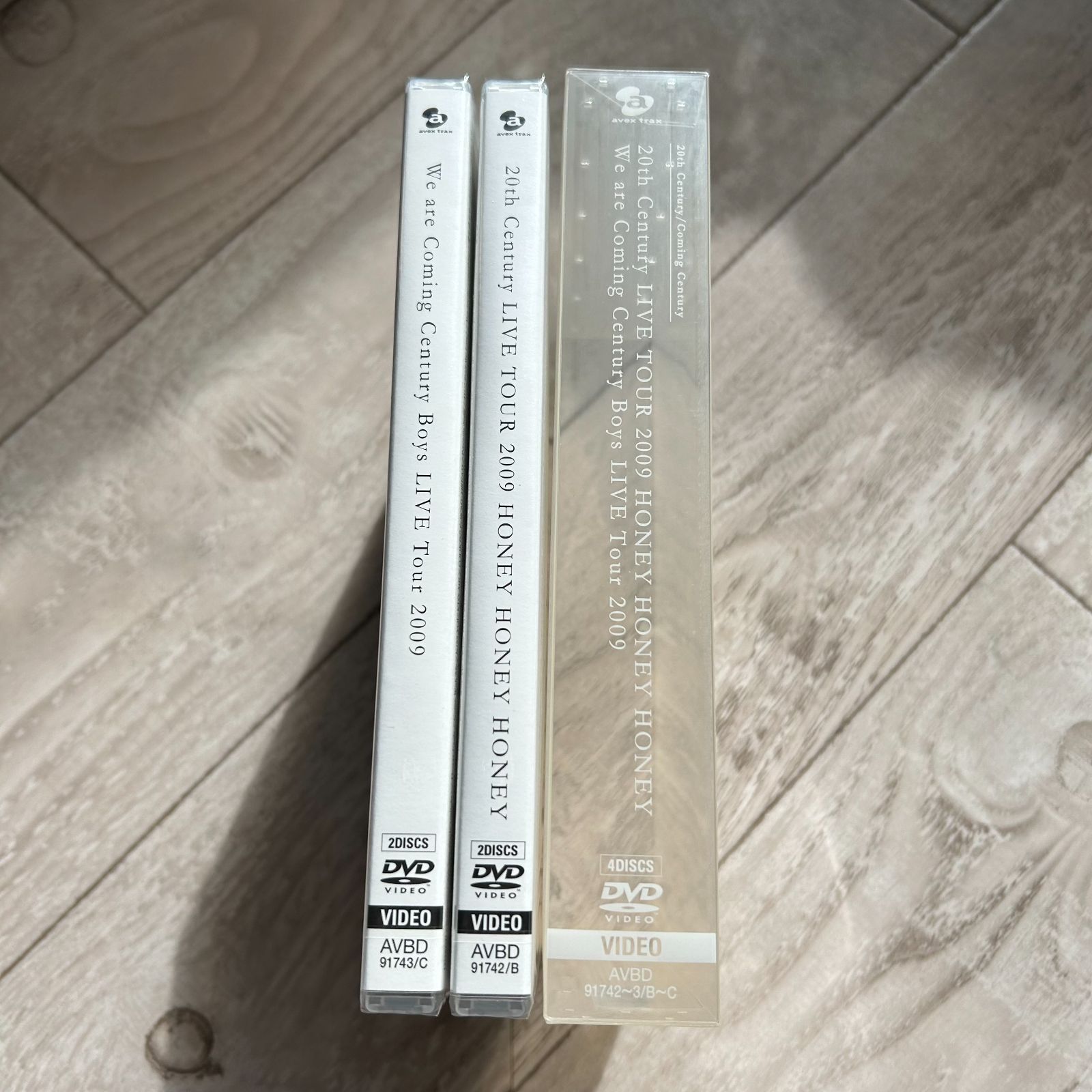 スリーブケース付き。20th Century LIVE TOUR 2009 HONEY HONEY HONEY 