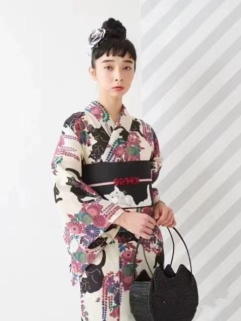 伝統的な女性用和服浴衣 日本風ヴィンテージ ポリエステル繊維合成繊維