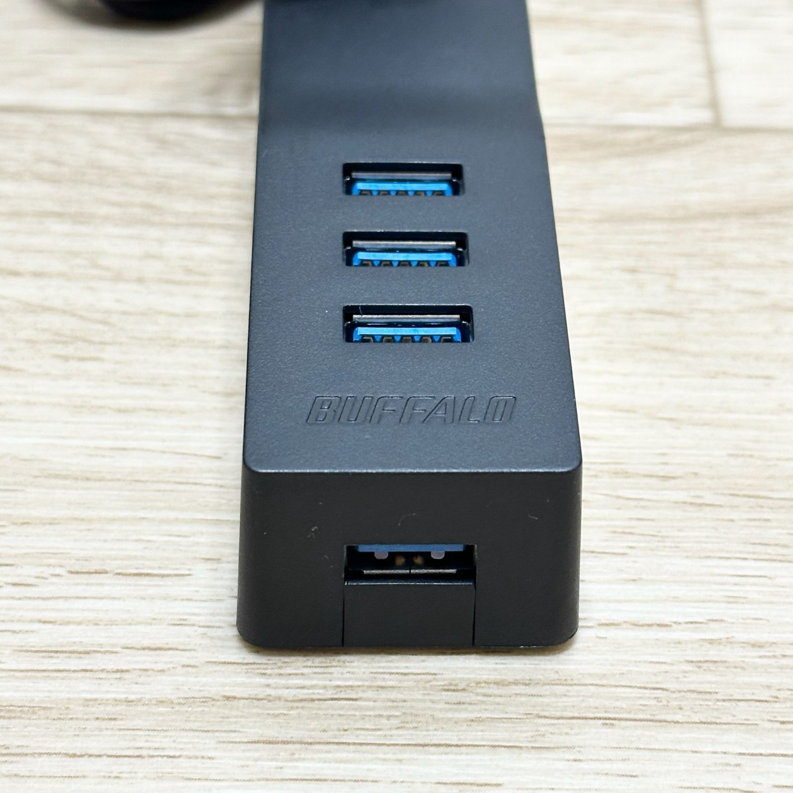 バッファロー BUFFALO USBハブ バス＆セルフパワー 4ポート USB3.0対応 ACアダプターセット ブラック 動作確認済み  BSH4A310U3シリーズ BSH4A310U3BK WB-18L12FU - メルカリ