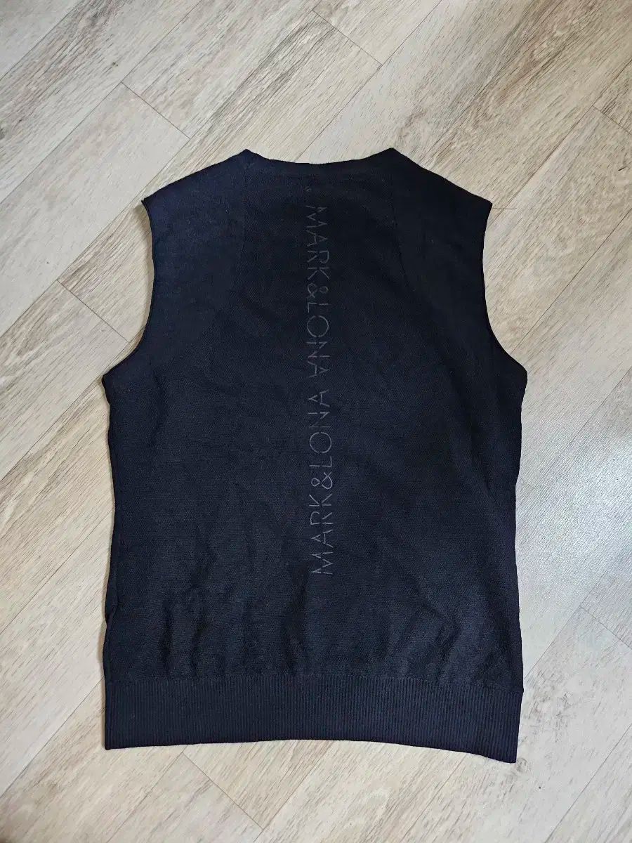 MARK & 割引 LONA マークアンドロナ ベスト 66サイズ マーク＆ロナ