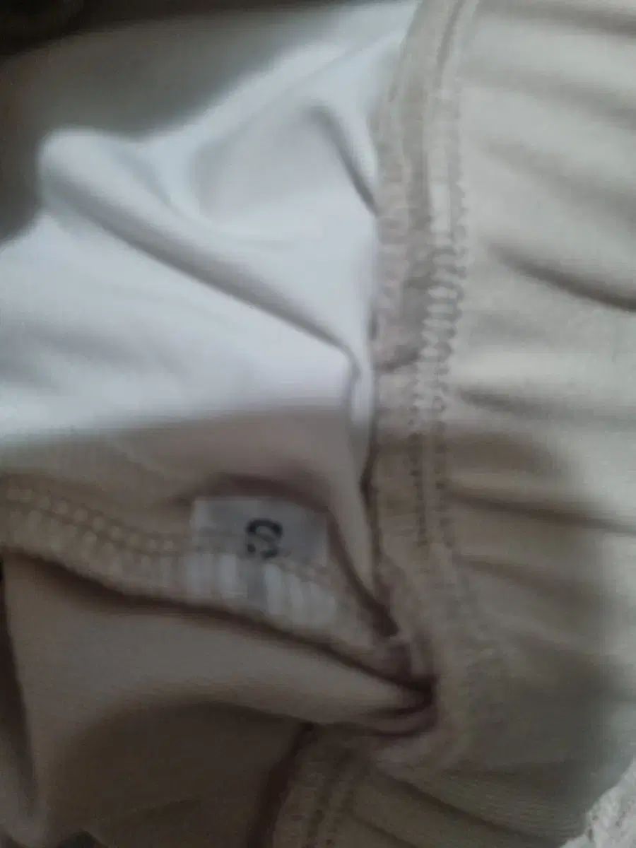 ルニック LOVE POEM アイボリー スモール