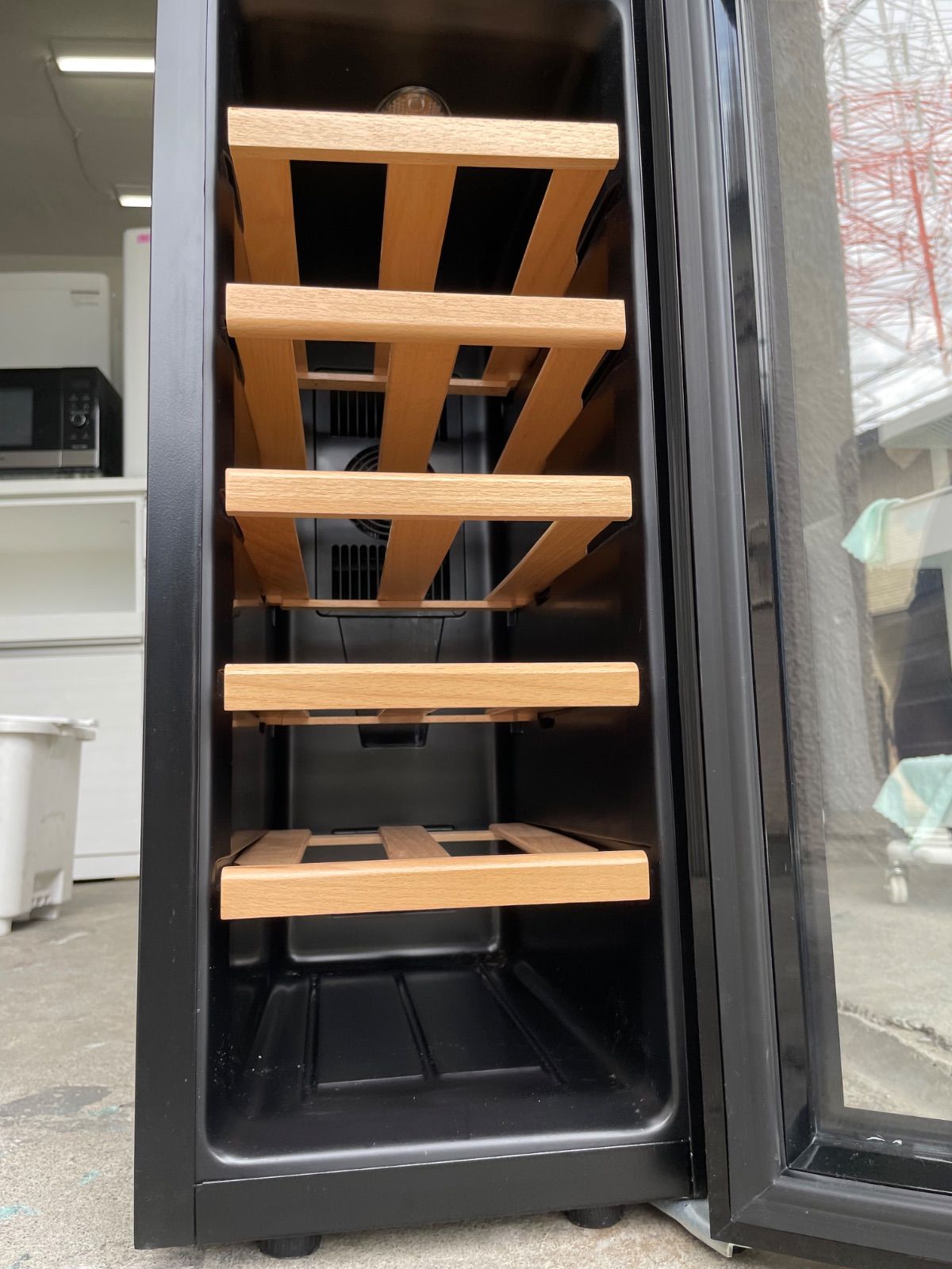 最終値下げ】SIS BCWH-69 2ドアワインセラー 最終値下げ】SIS BCWH-69