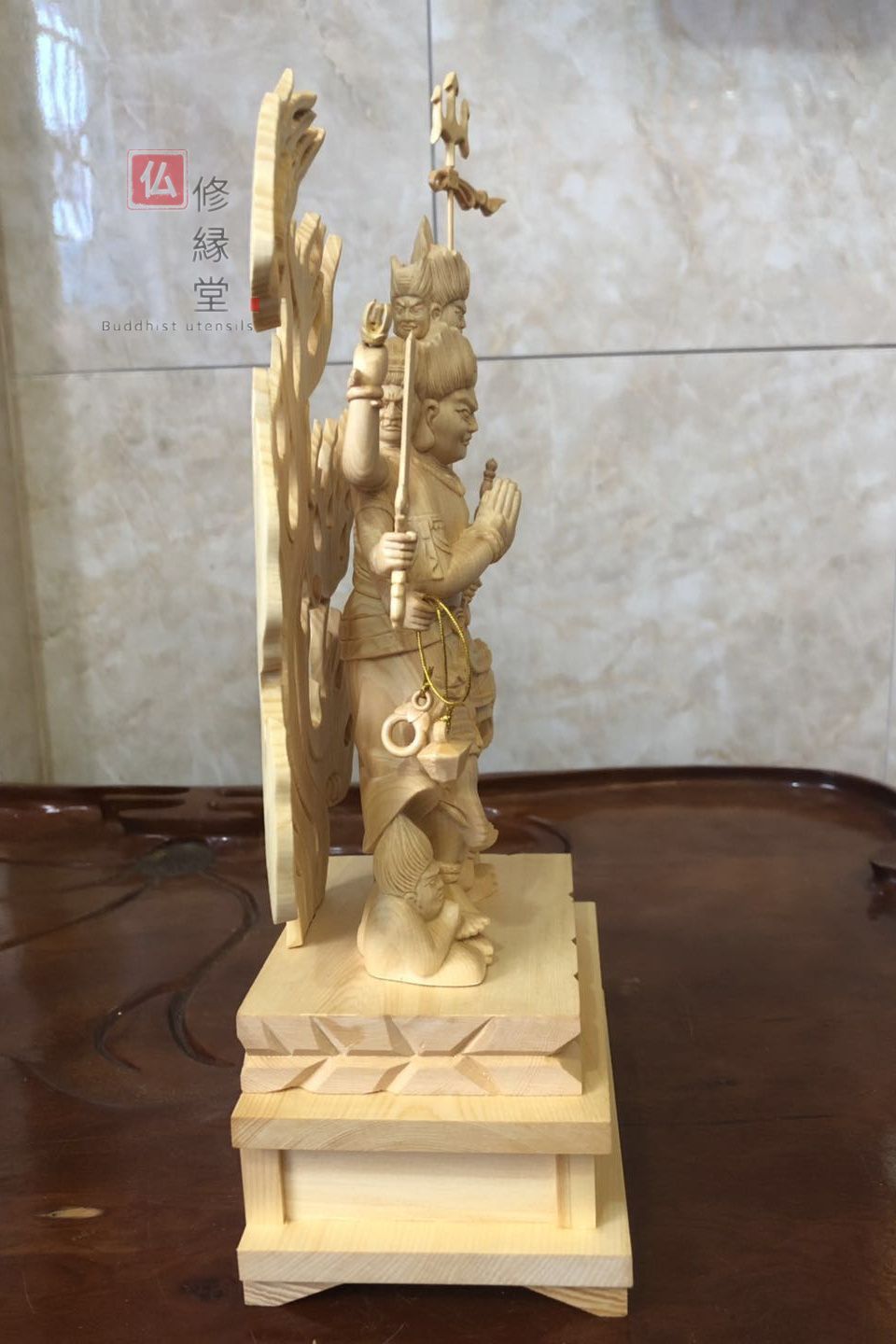 極彩色 大元帥明王 木彫仏像 置物 仏教工芸品 職人手作り 精密彫刻 