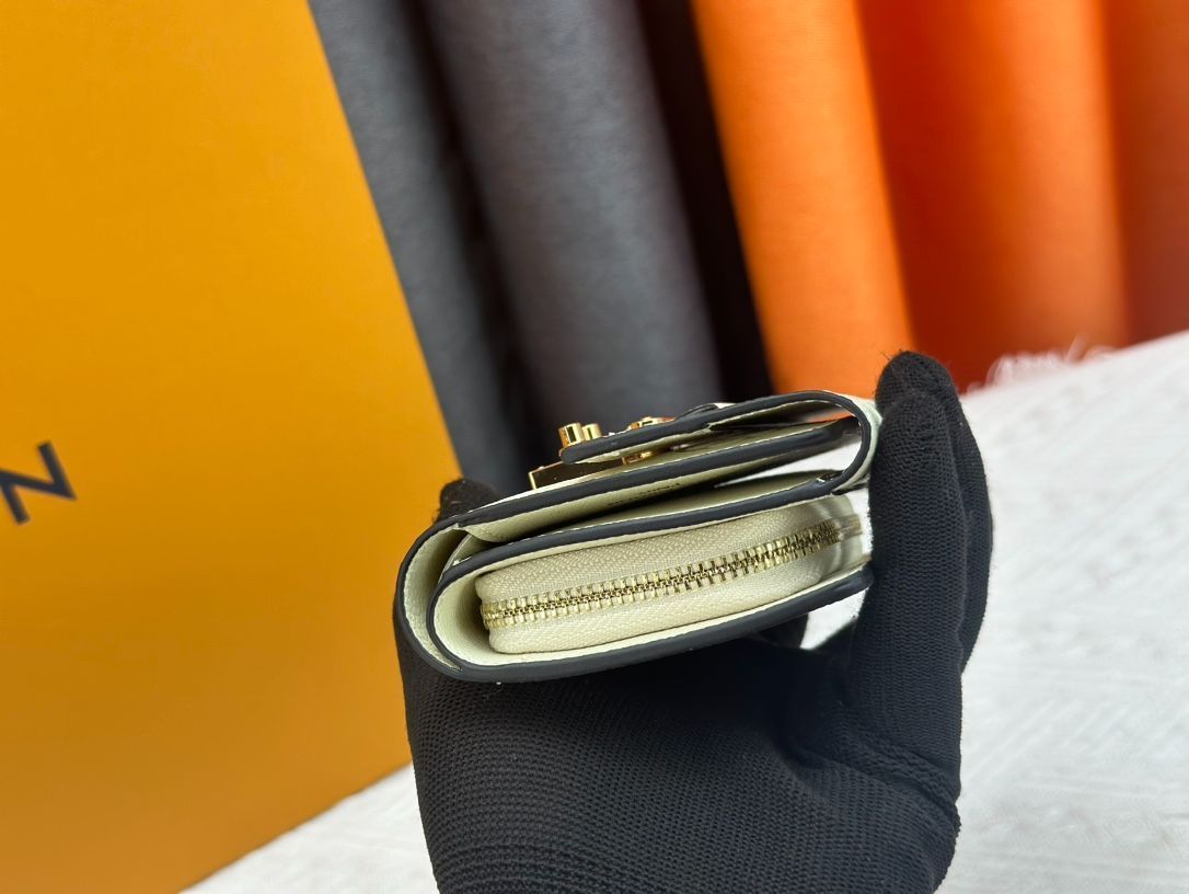 本日限定特価】Louis Vuitton M?tis ウォレット 11.5×8.5×4cm
