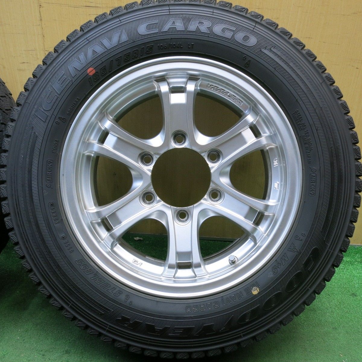 4本価格 KEELER 185 75R15 106 104L スタッドレス グッドイヤー アイスナビ カーゴ キーラー 15インチ PCD139.7 6H 5100502HAス