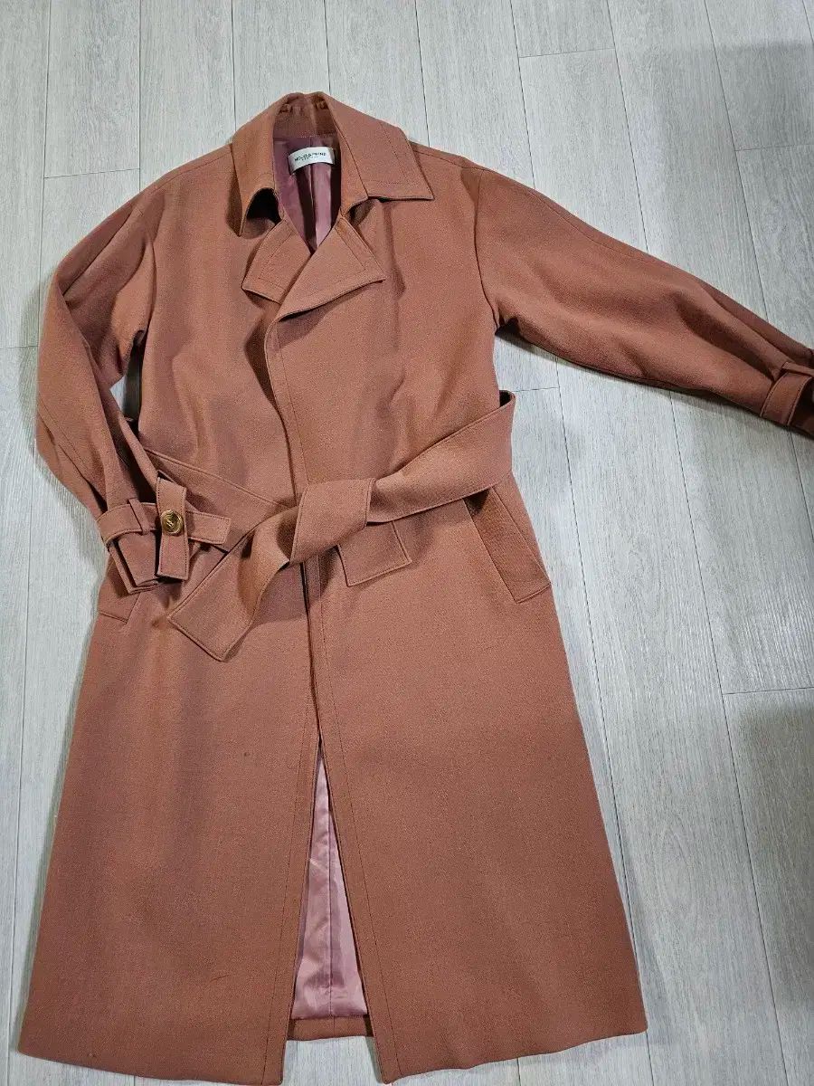 (ほぼ新品) モジョエスピン コート (送料無料)