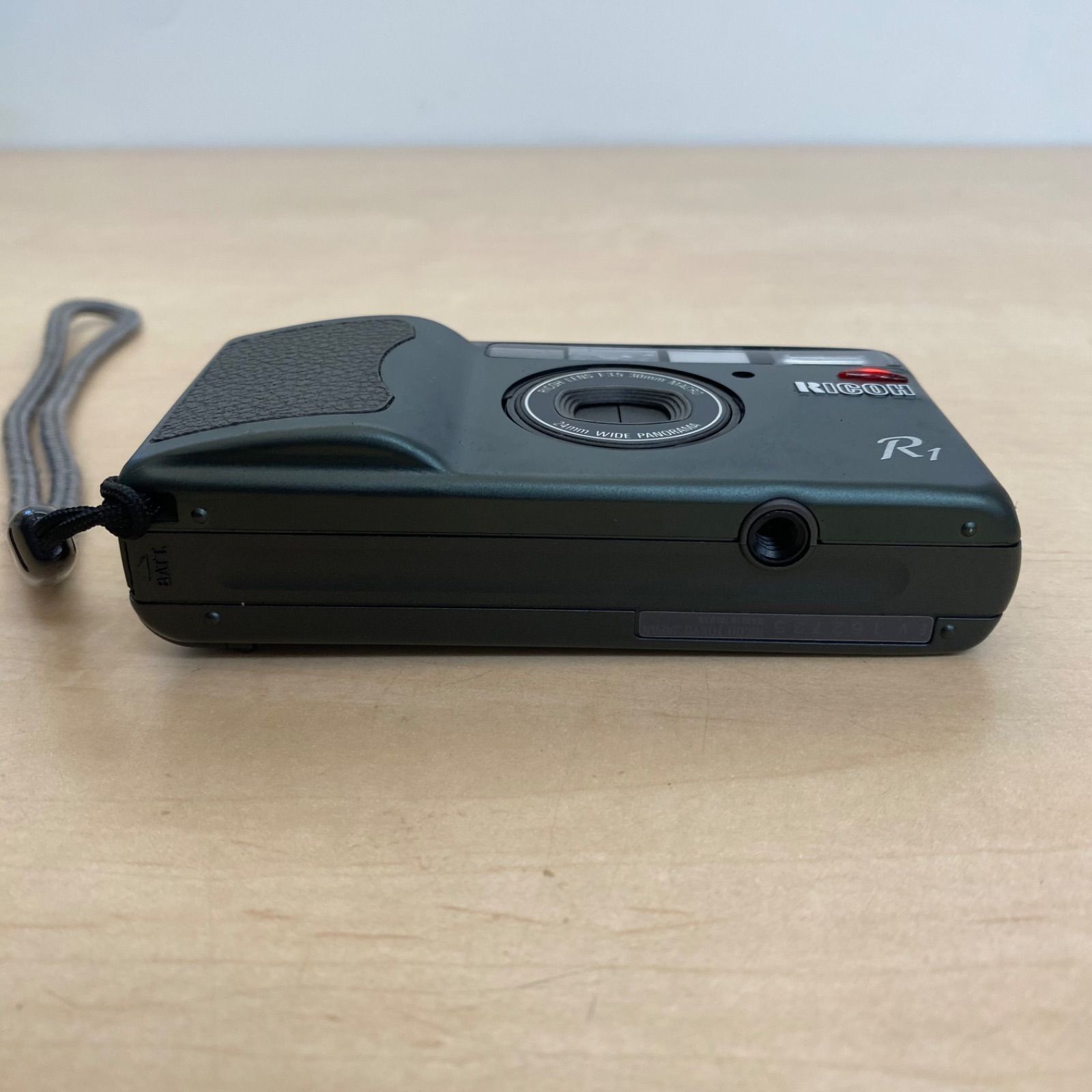 コンパクトフィルムカメラ CaR640