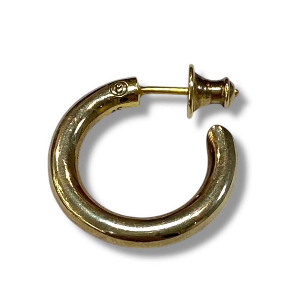ピアス