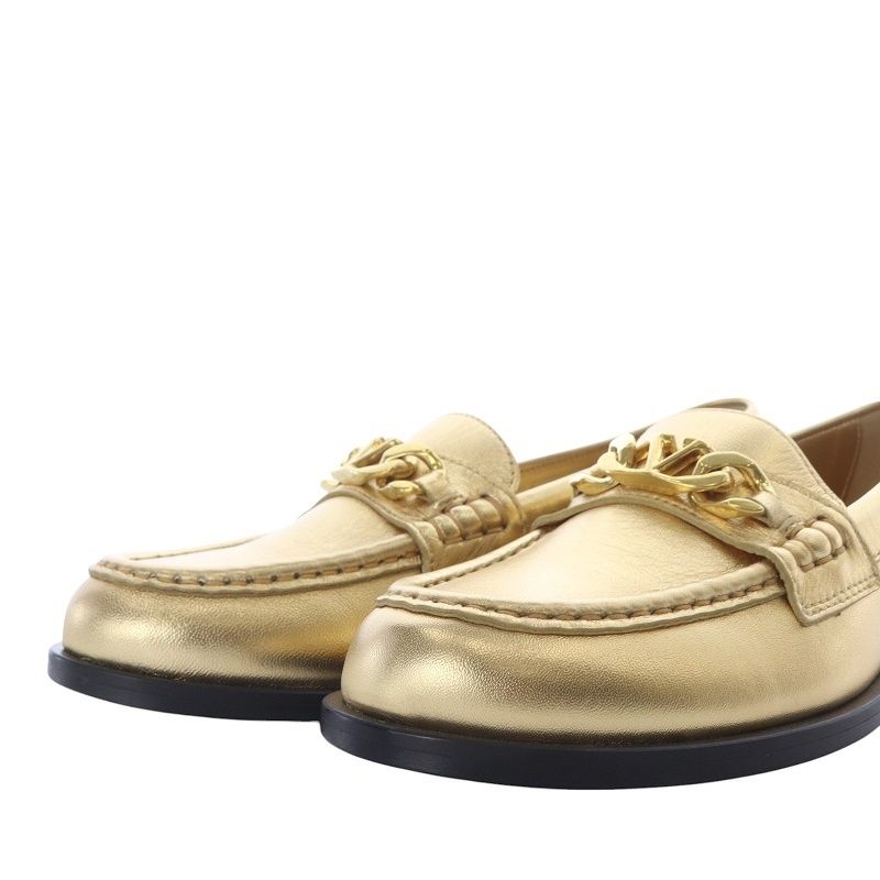 Valentino ゴールドレザー ローファー新品未使用 VALENTINO - ヴァレンティノ VALENTINO ローファー 革靴 靴