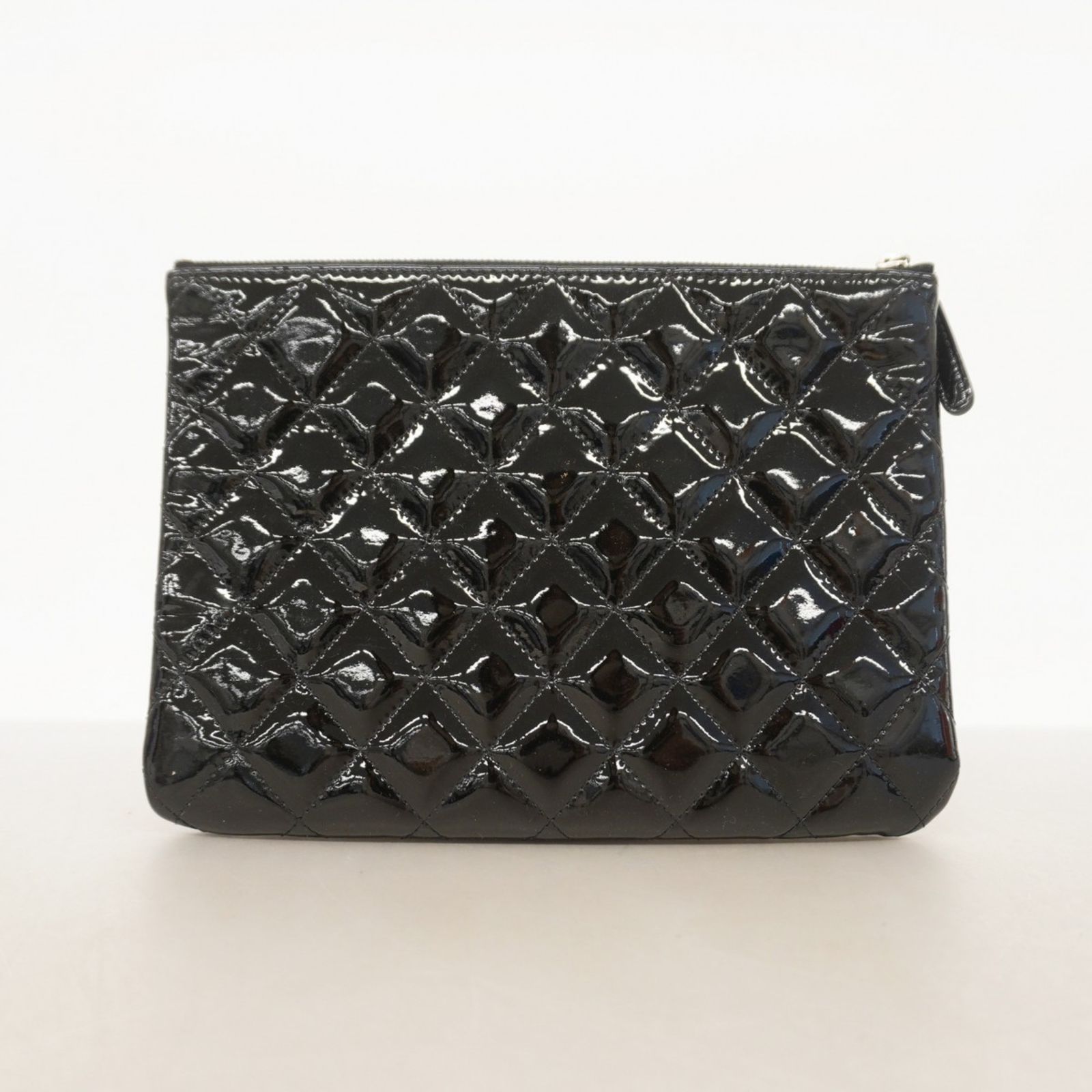 パテントレザー