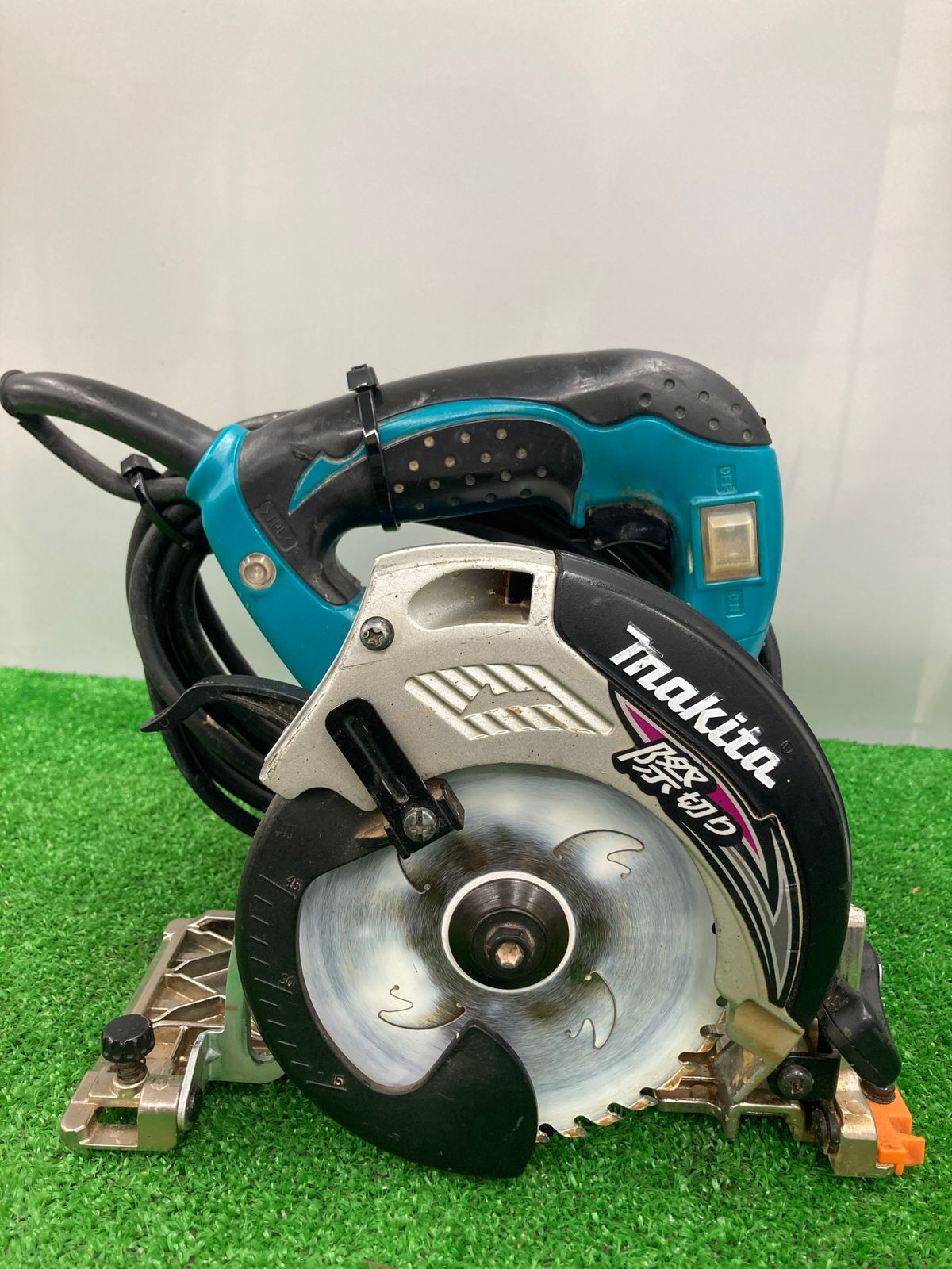 【品】★makita(マキタ) 125㎜内装マルノコ アルミベース 5241　IT0UUHLY60FW