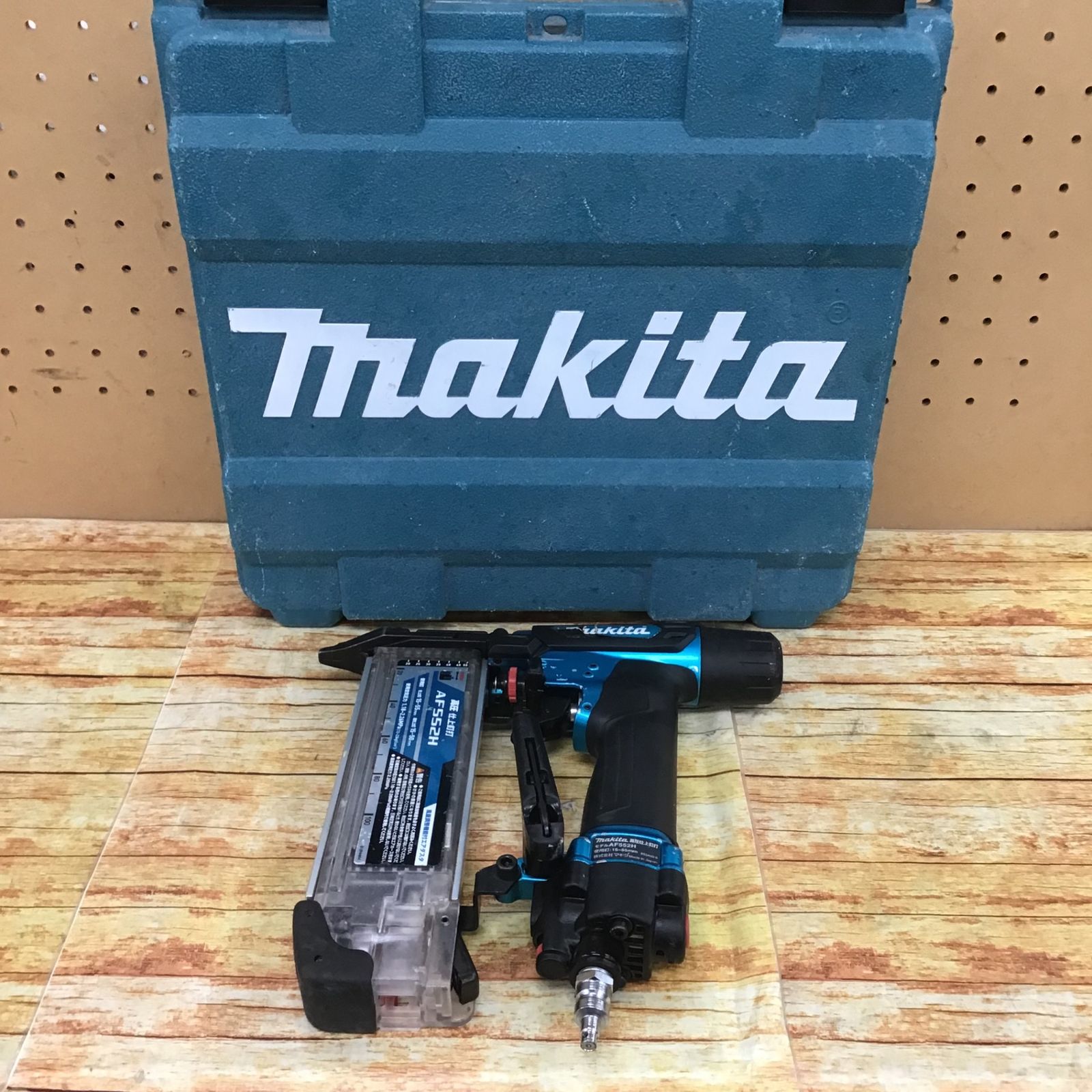 ☆マキタ(makita) 高圧フィニッシュネイラ AF552HM【川崎店】 - メルカリ