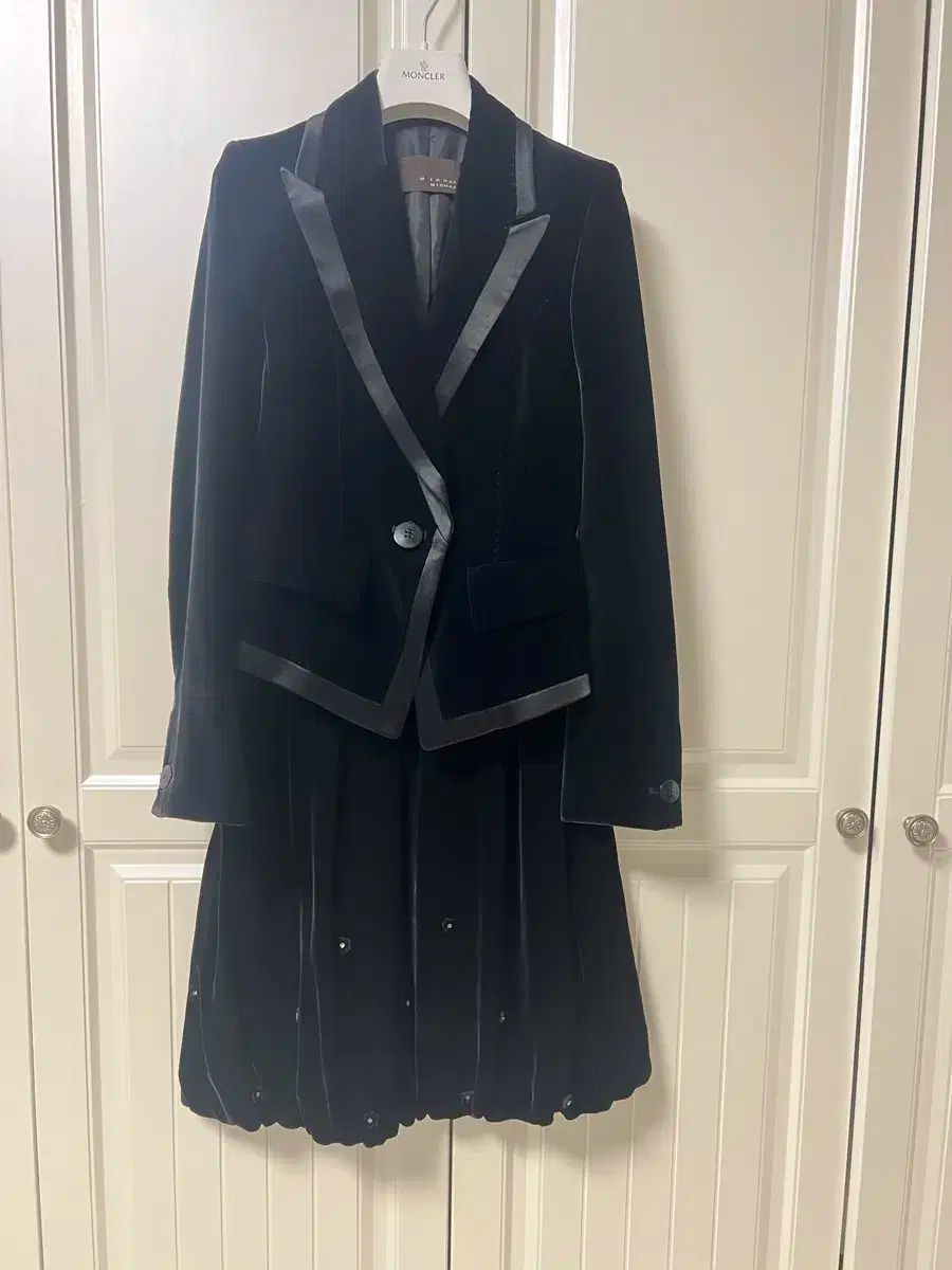 ミシャ MICHAA 感 ベルベットスーツ