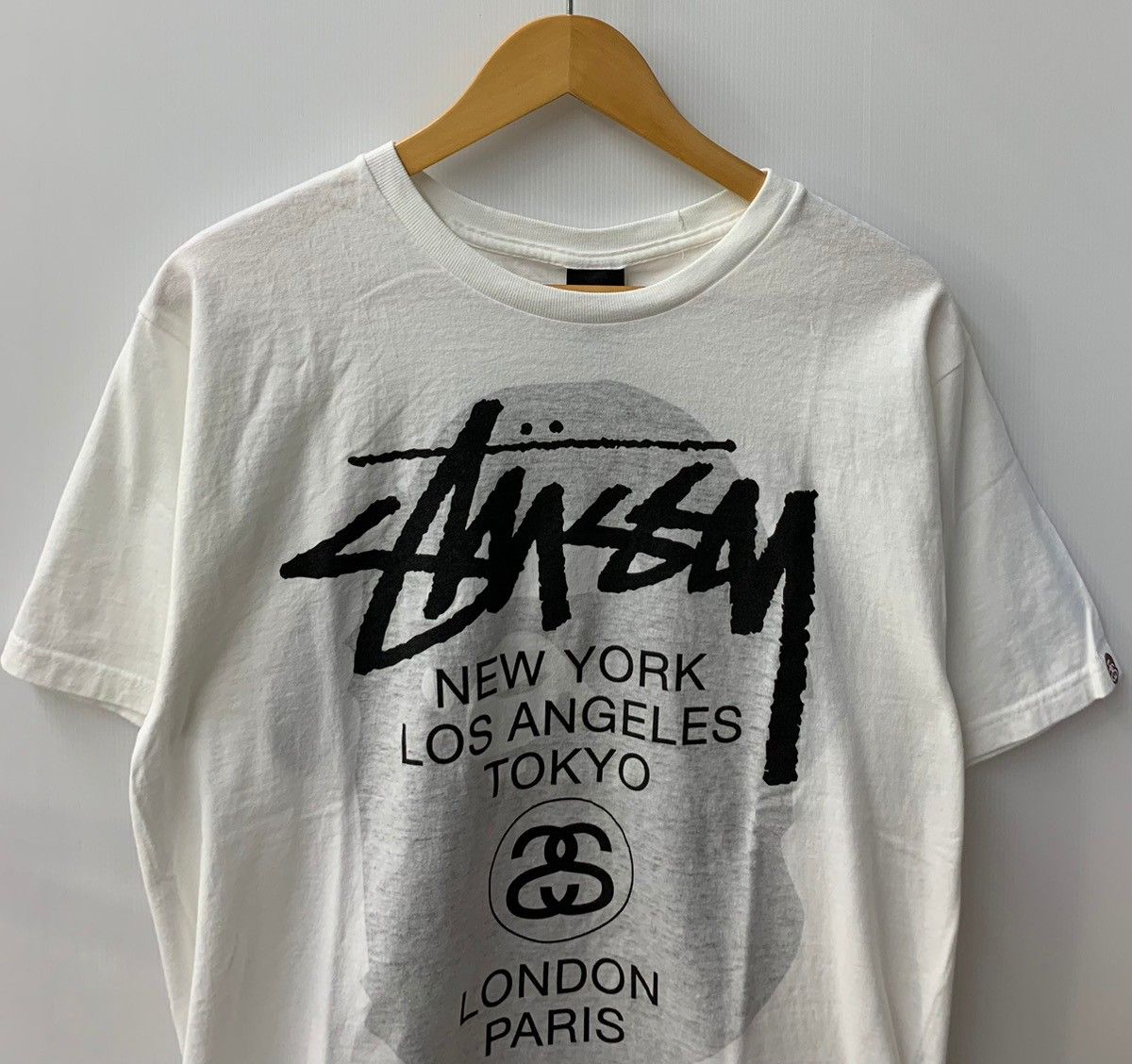 ア ベイシング エイプ A BATHING APE ステューシー Stussy ワールドツアー T world tour T ベイプ BAPE  ショーンロゴ リバーシブル Tシャツ ホワイト Mサイズ 201MT-2397 - メルカリ