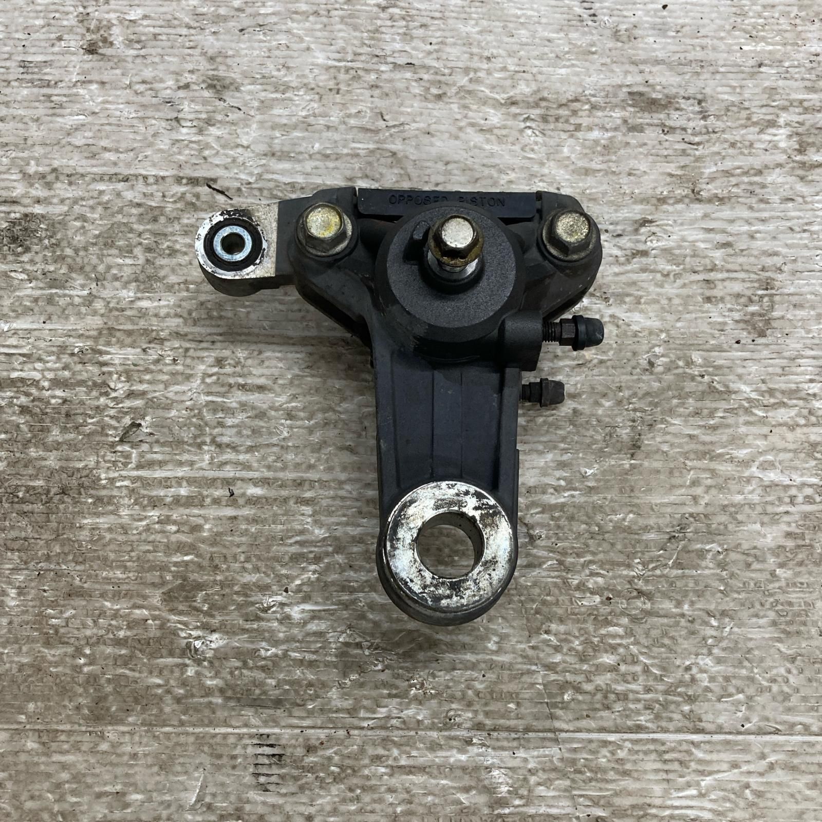 SUZUKI GSX-R400 GK73A リアキャリパー スズキ