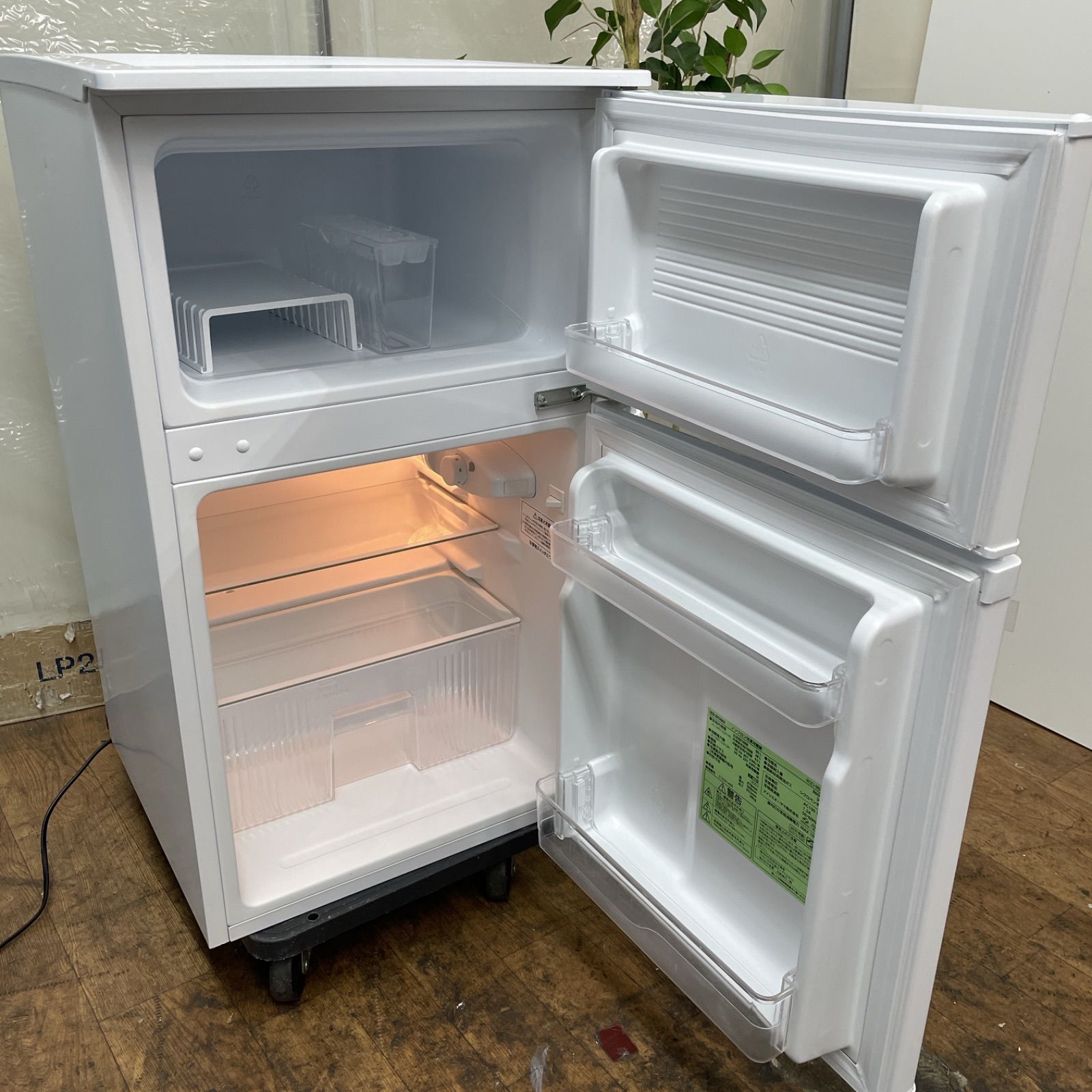 R238 ☀️ アイリスオーヤマ 2ドア冷蔵庫（90L / 右開き）21年製 IRSD-9B ⭐動作確認済⭐クリーニング済 R238 ☀️ アイリスオーヤマ 2ドア冷蔵庫（90L / 右開き）21年製 IRSD